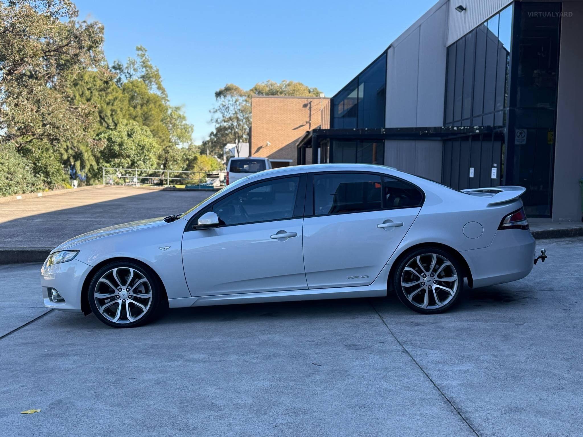 FORD FALCON