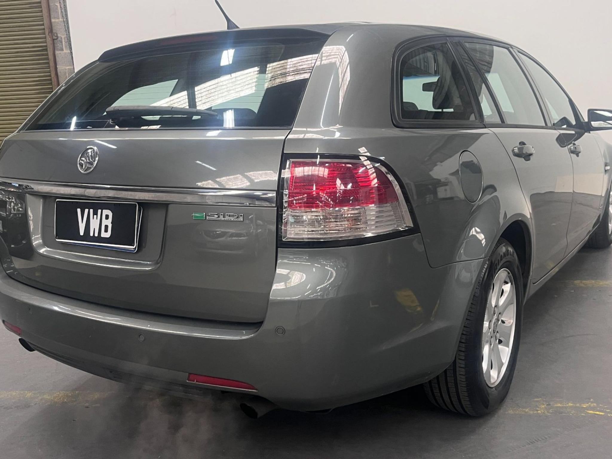 HOLDEN COMMODORE OMEGA
