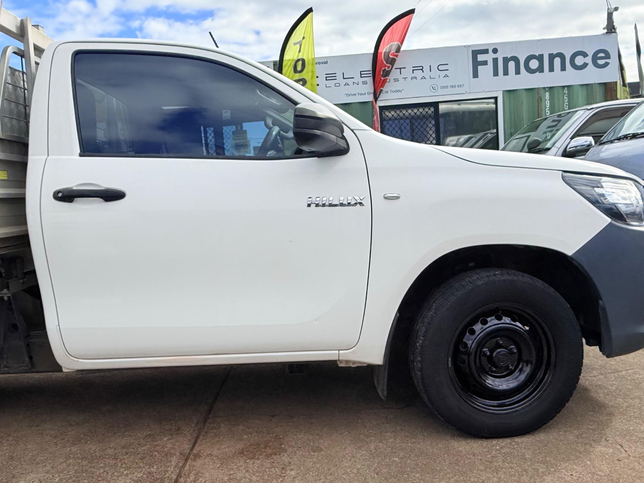 TOYOTA HILUX