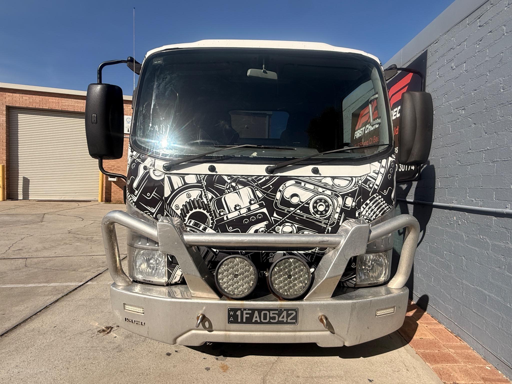 ISUZU MU (MYSTERIOUS UTILITY)