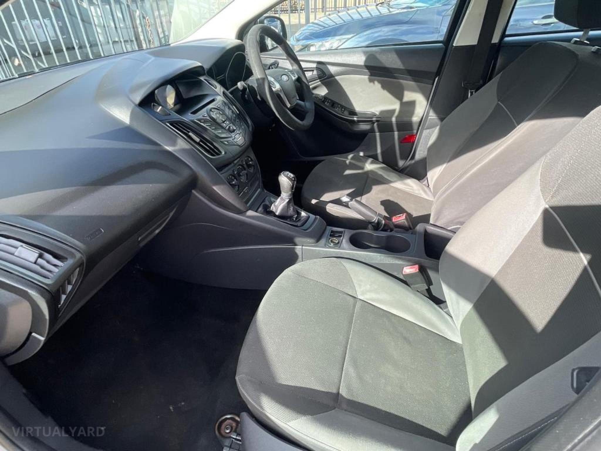 FORD FOCUS