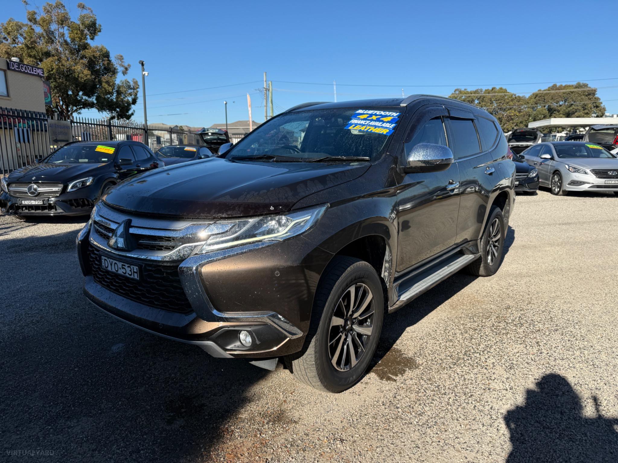 MITSUBISHI PAJERO SPORT