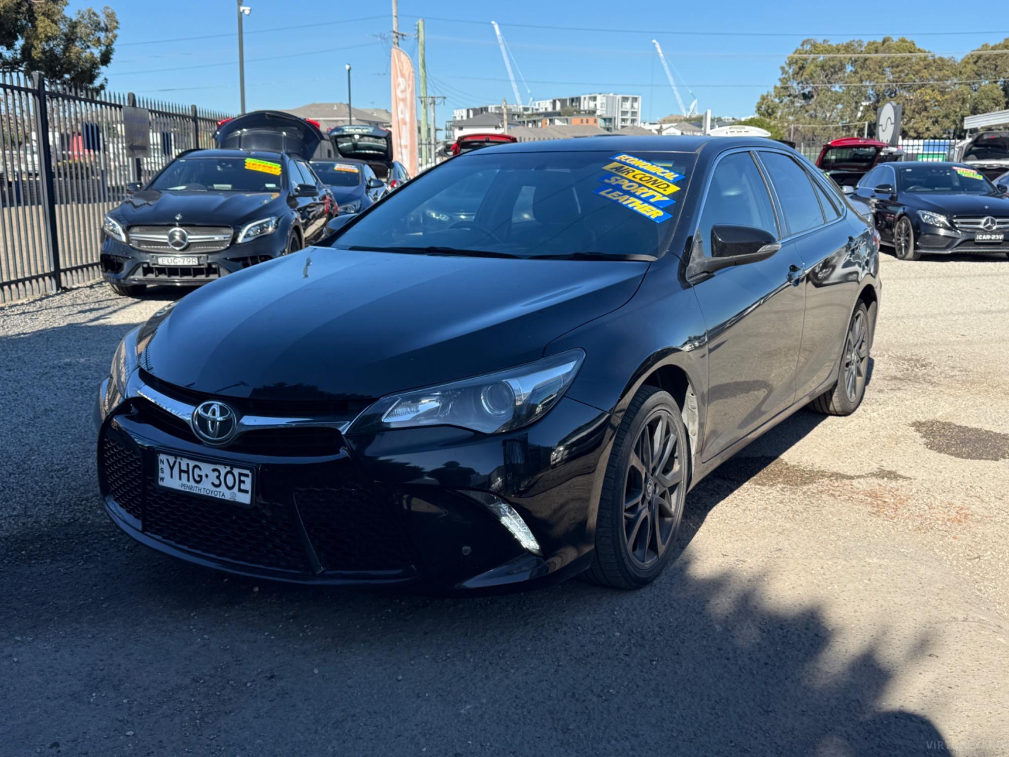 TOYOTA CAMRY