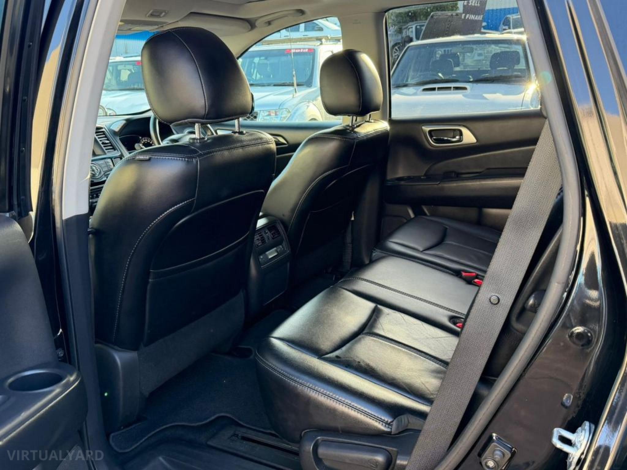 NISSAN PATHFINDER
