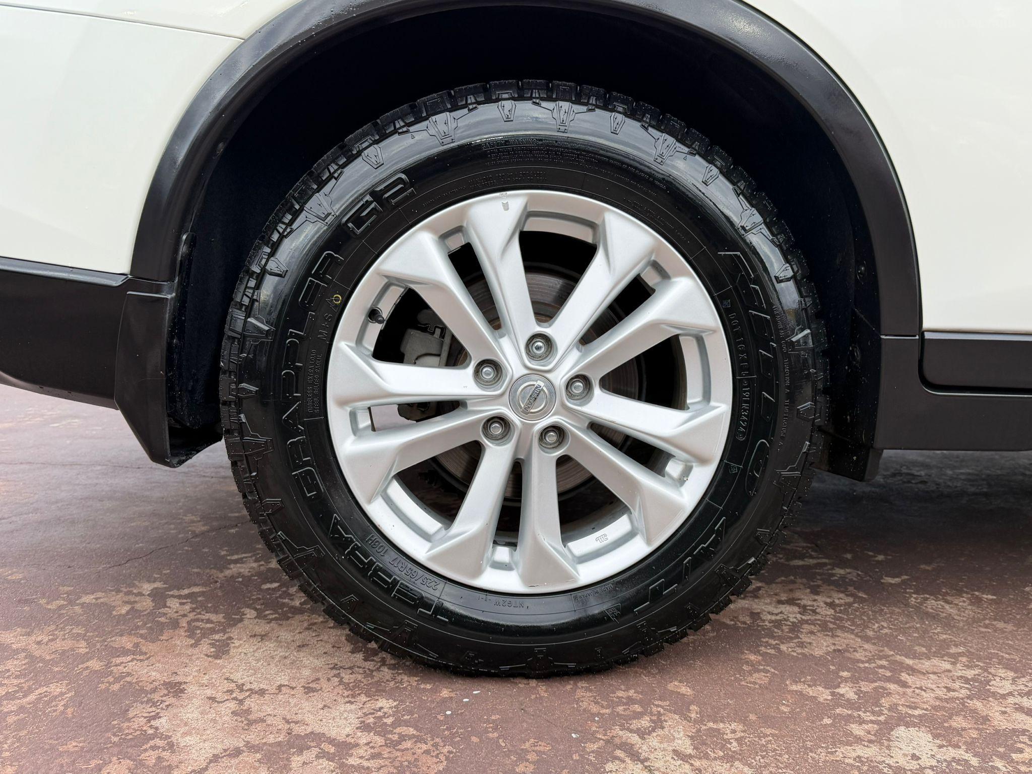 NISSAN X-TRAIL