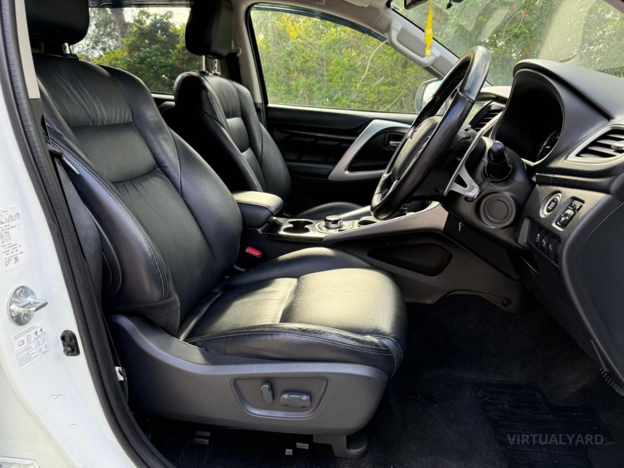 Mitsubishi Pajero Sport