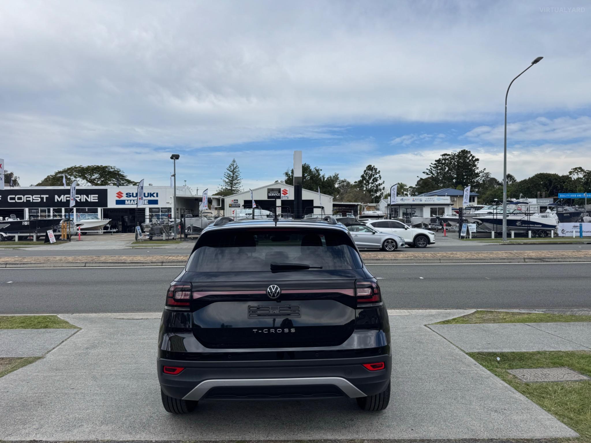 VOLKSWAGEN T-CROSS