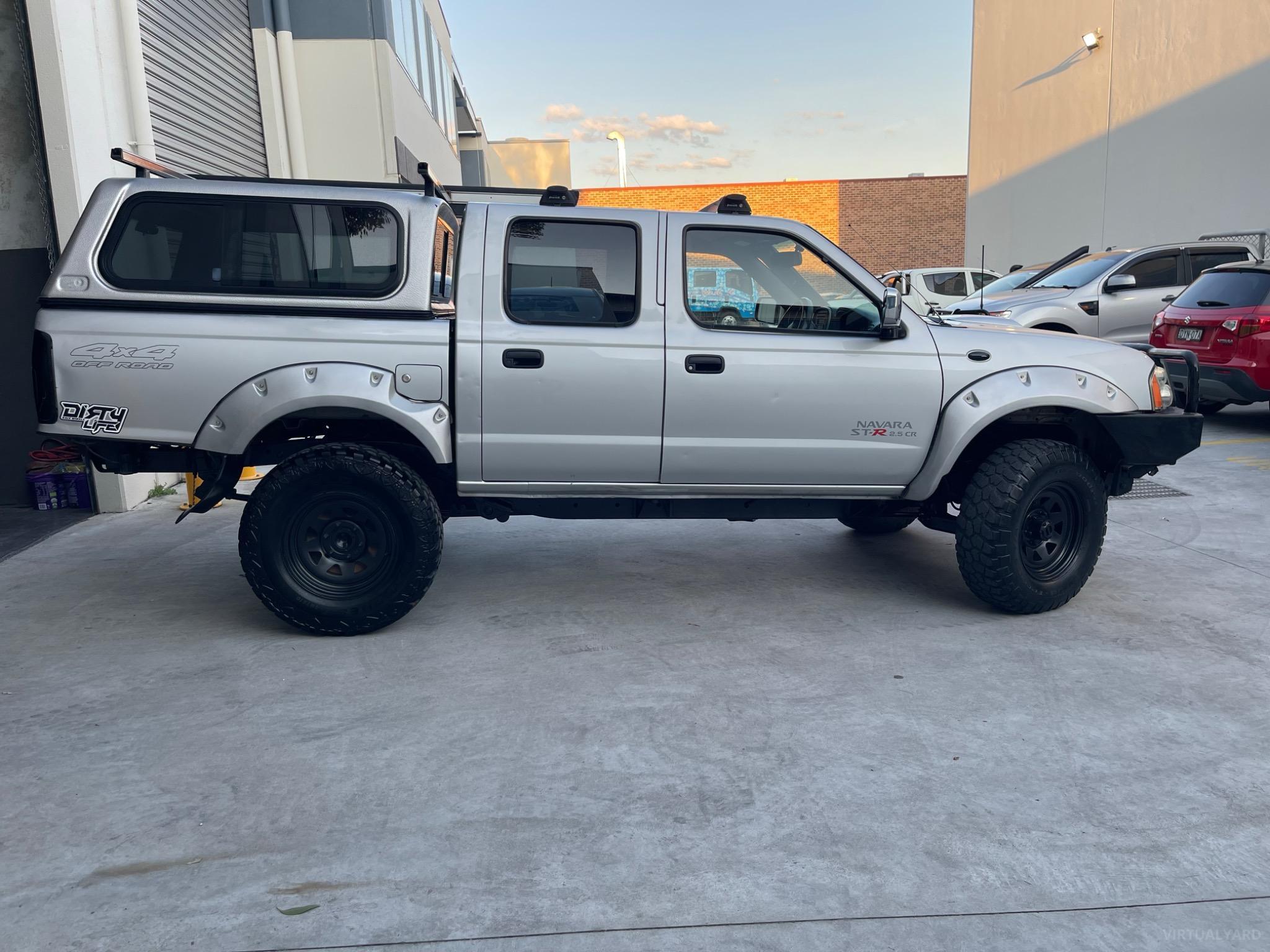 NISSAN NAVARA