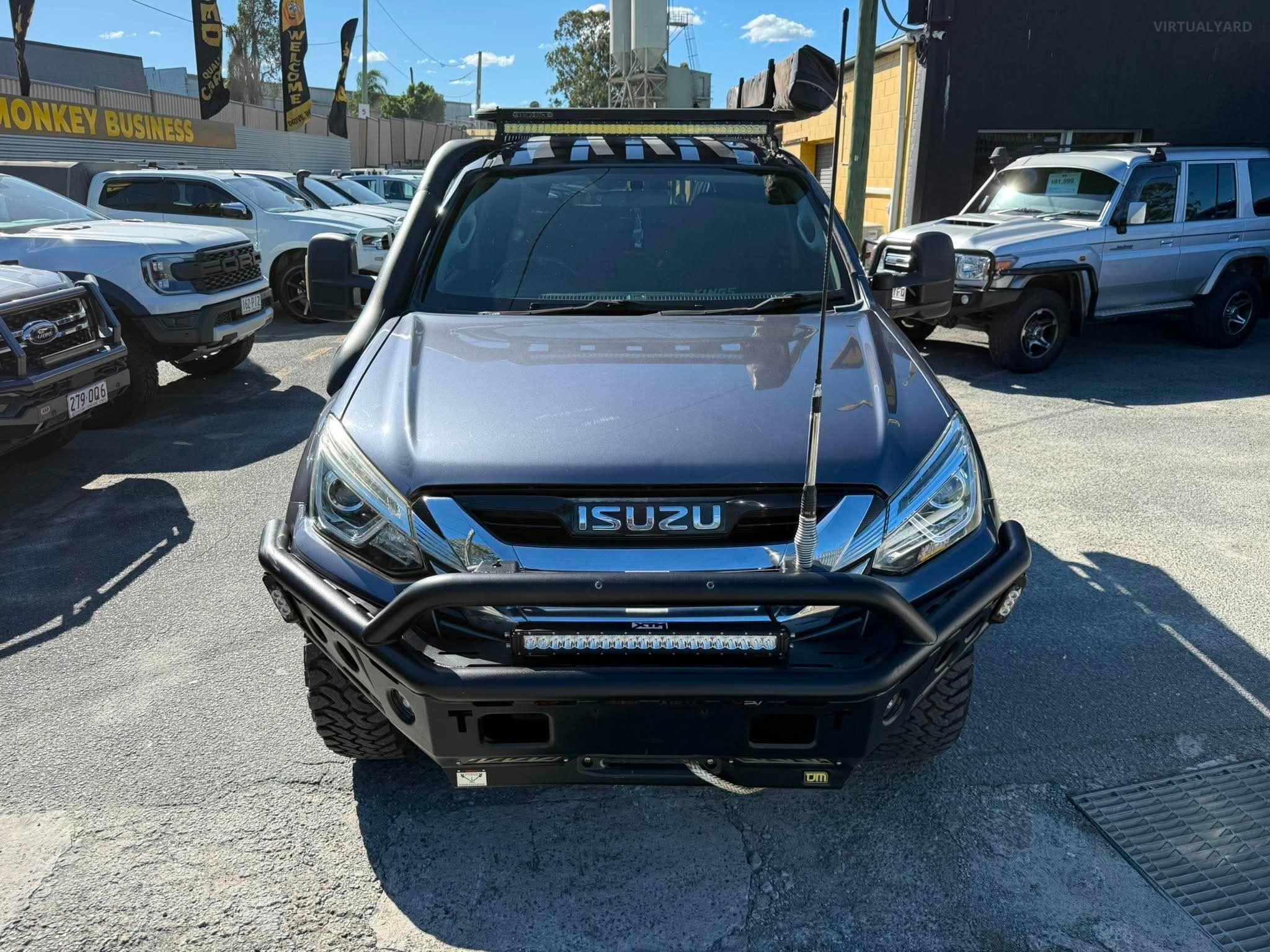 ISUZU MU-X