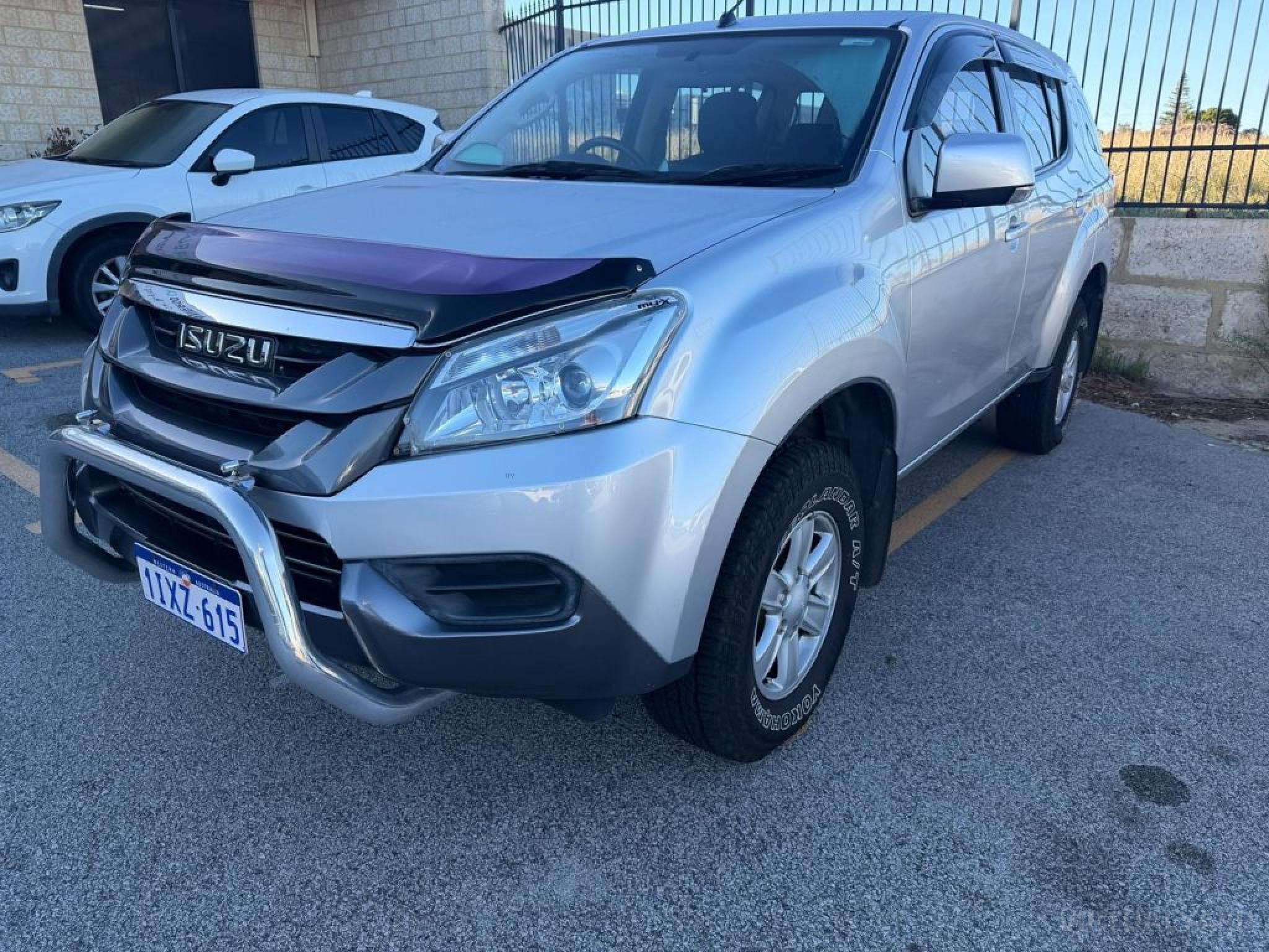 Isuzu MU-X