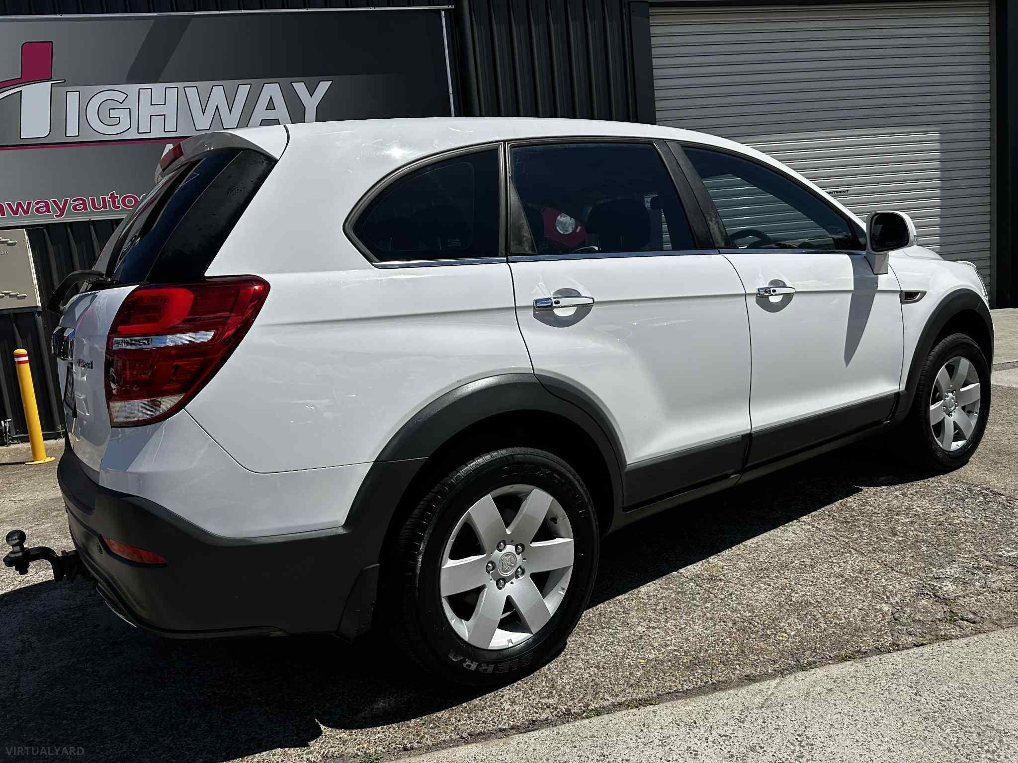 HOLDEN CAPTIVA