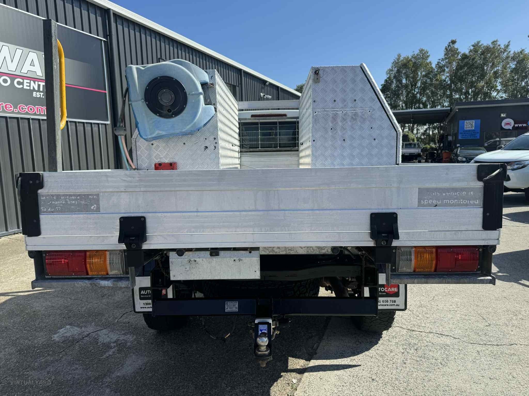 HOLDEN COLORADO