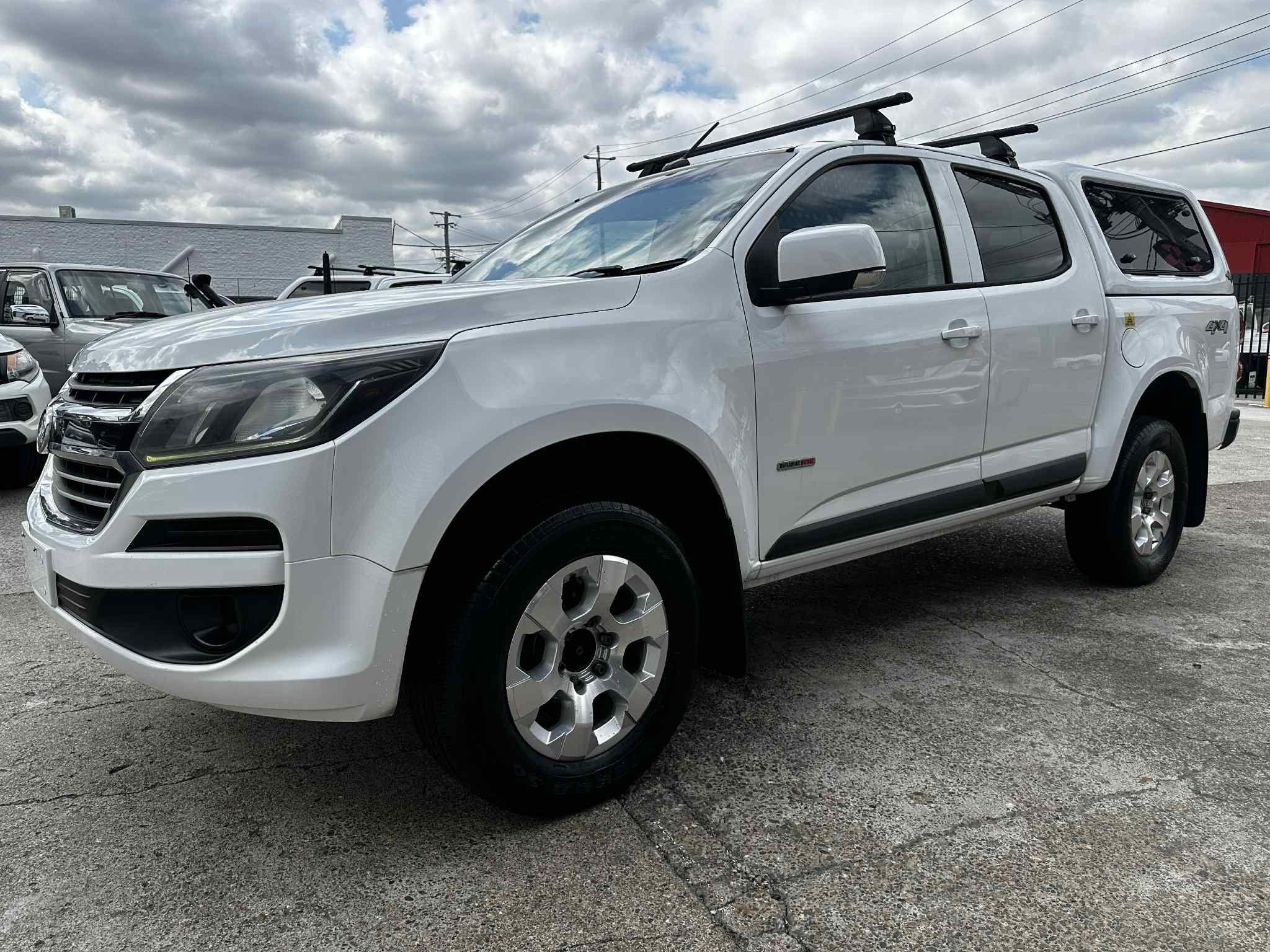 HOLDEN COLORADO