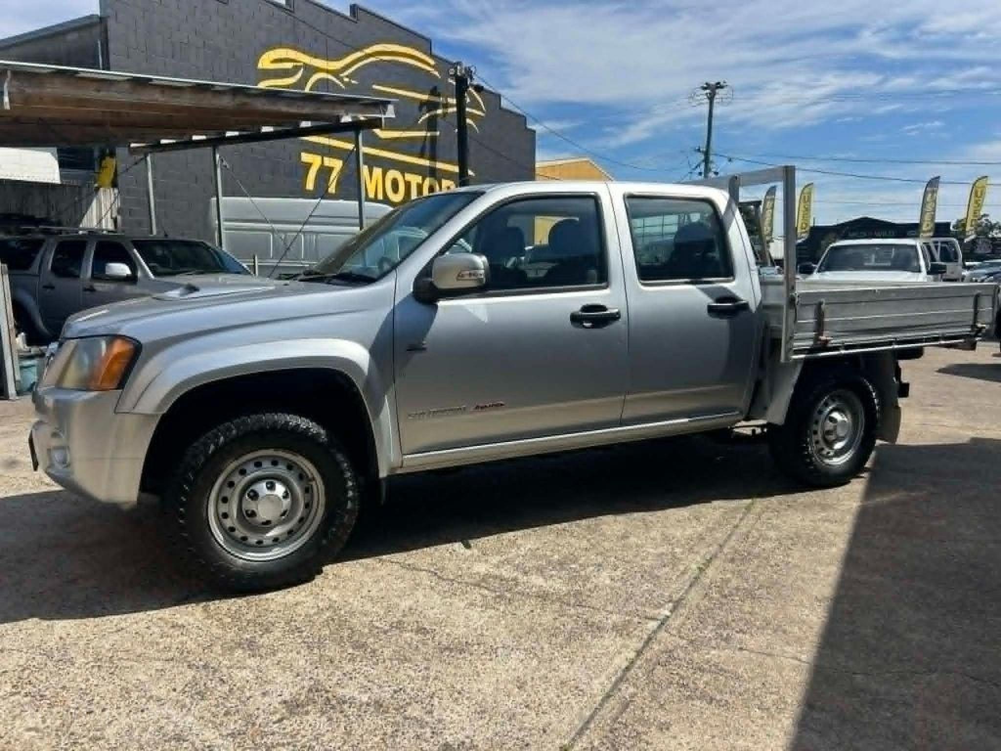 HOLDEN COLORADO