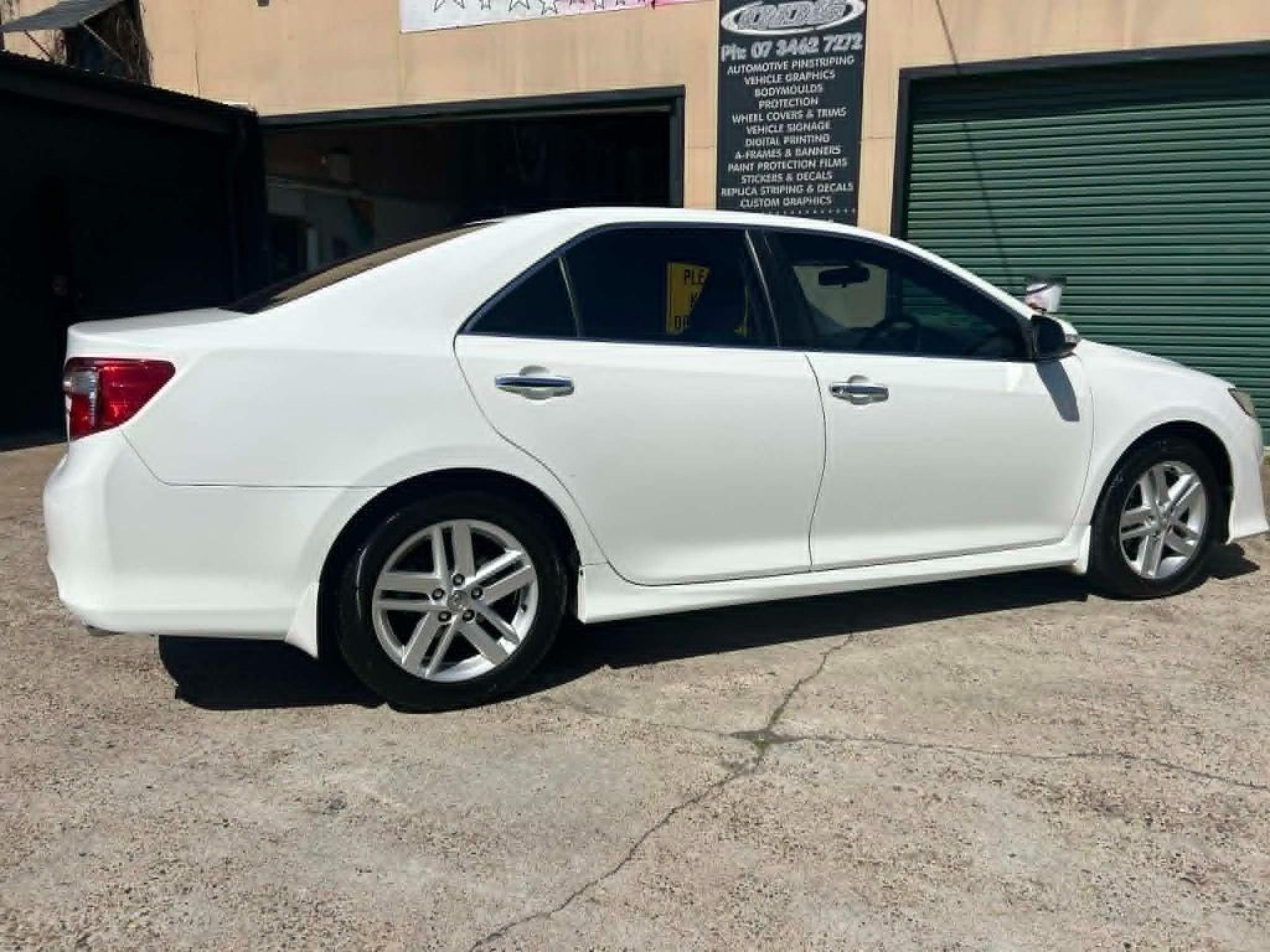 TOYOTA CAMRY