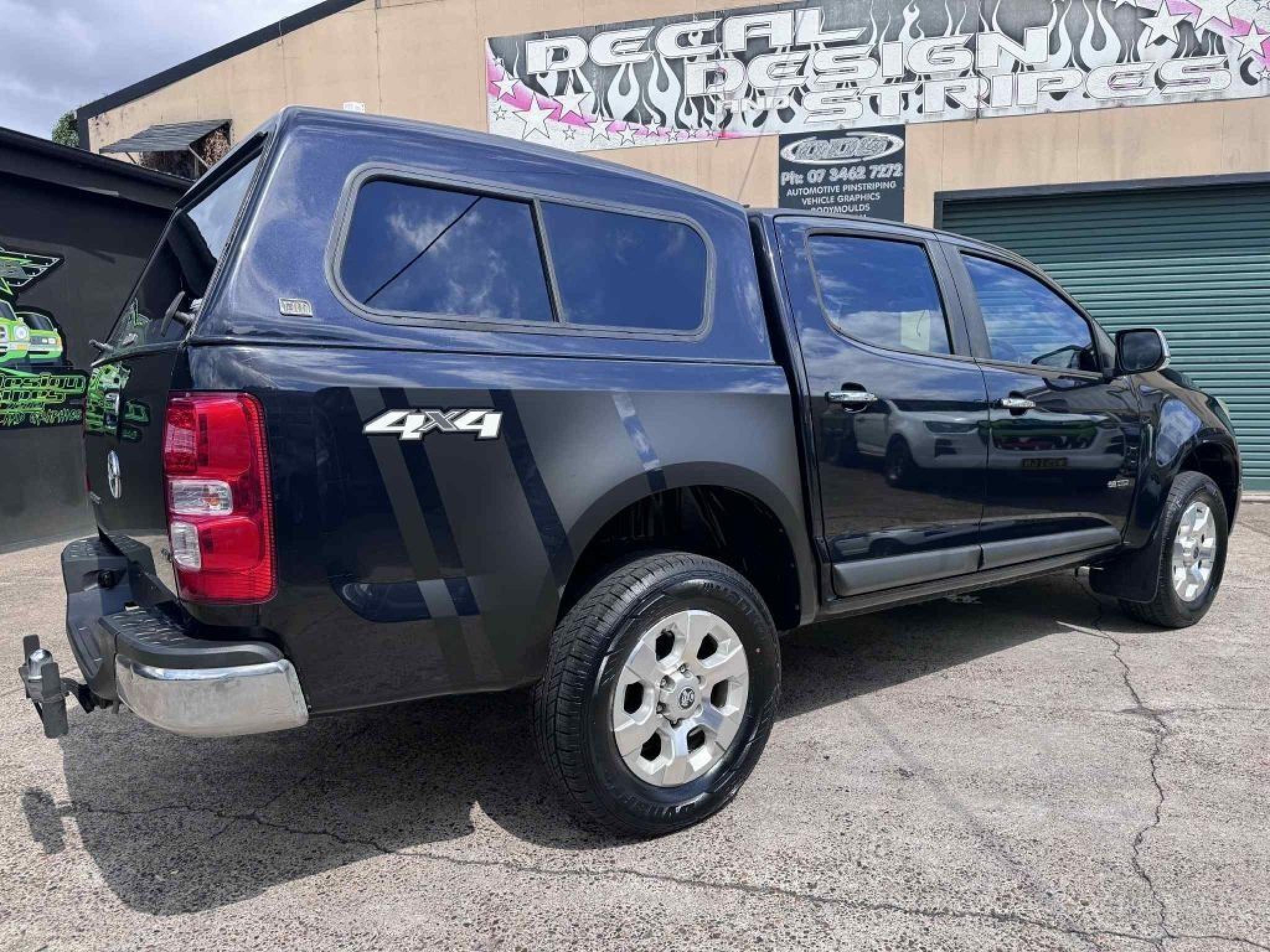 HOLDEN COLORADO