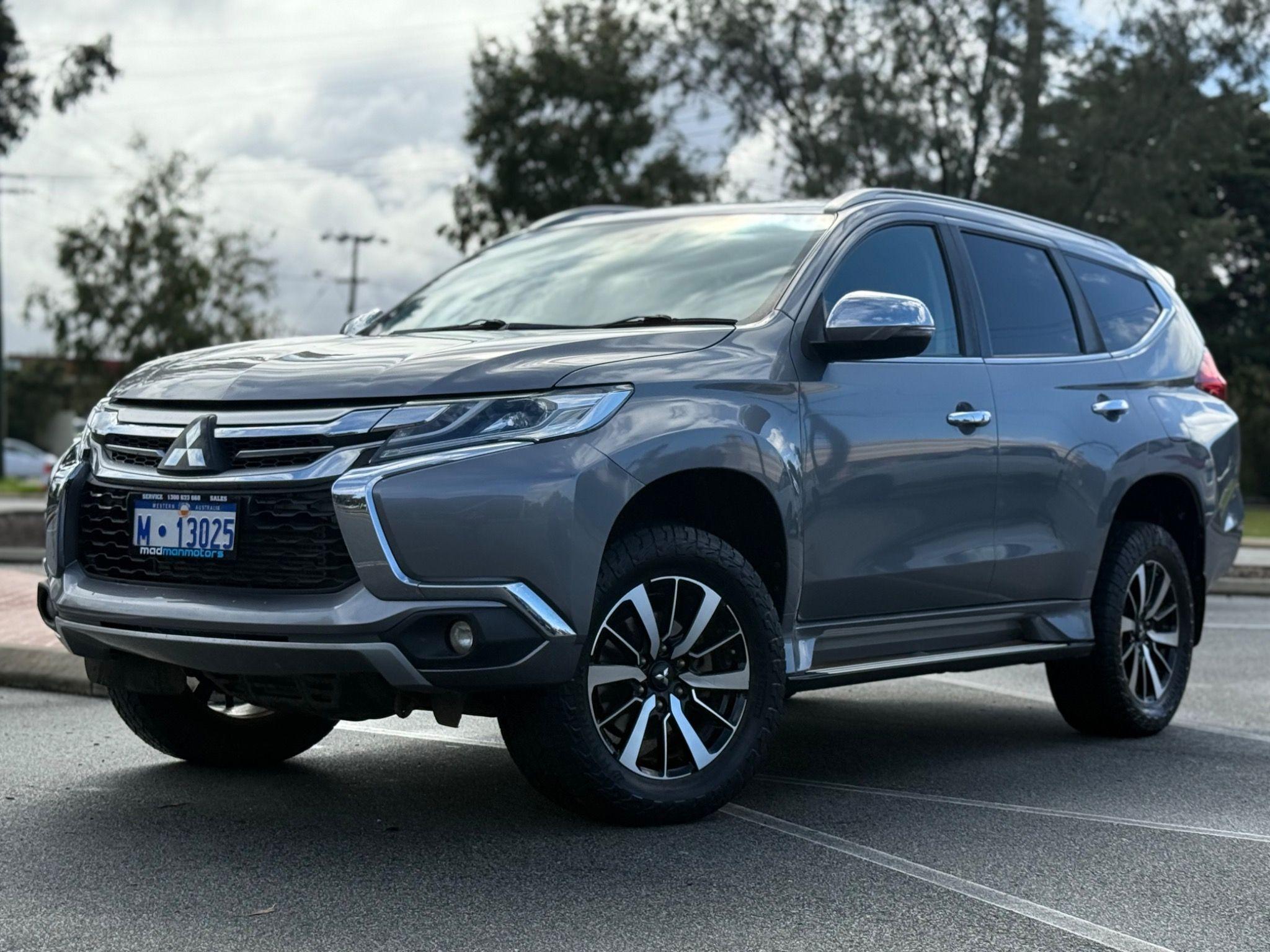 イチ Ninja ZX-14R/ZZR1400/ABS/Special Edition］2013年モデルは