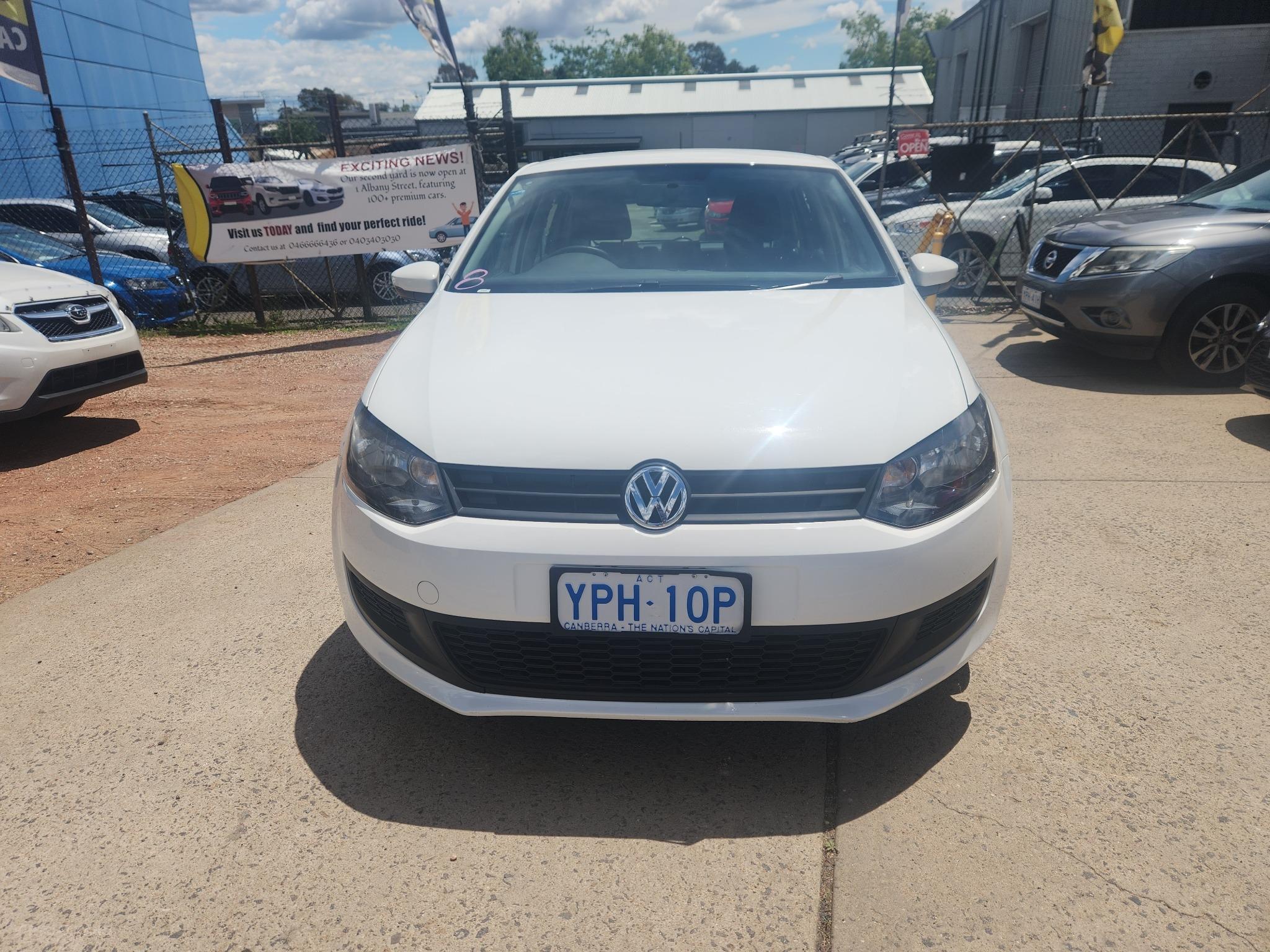 VOLKSWAGEN POLO