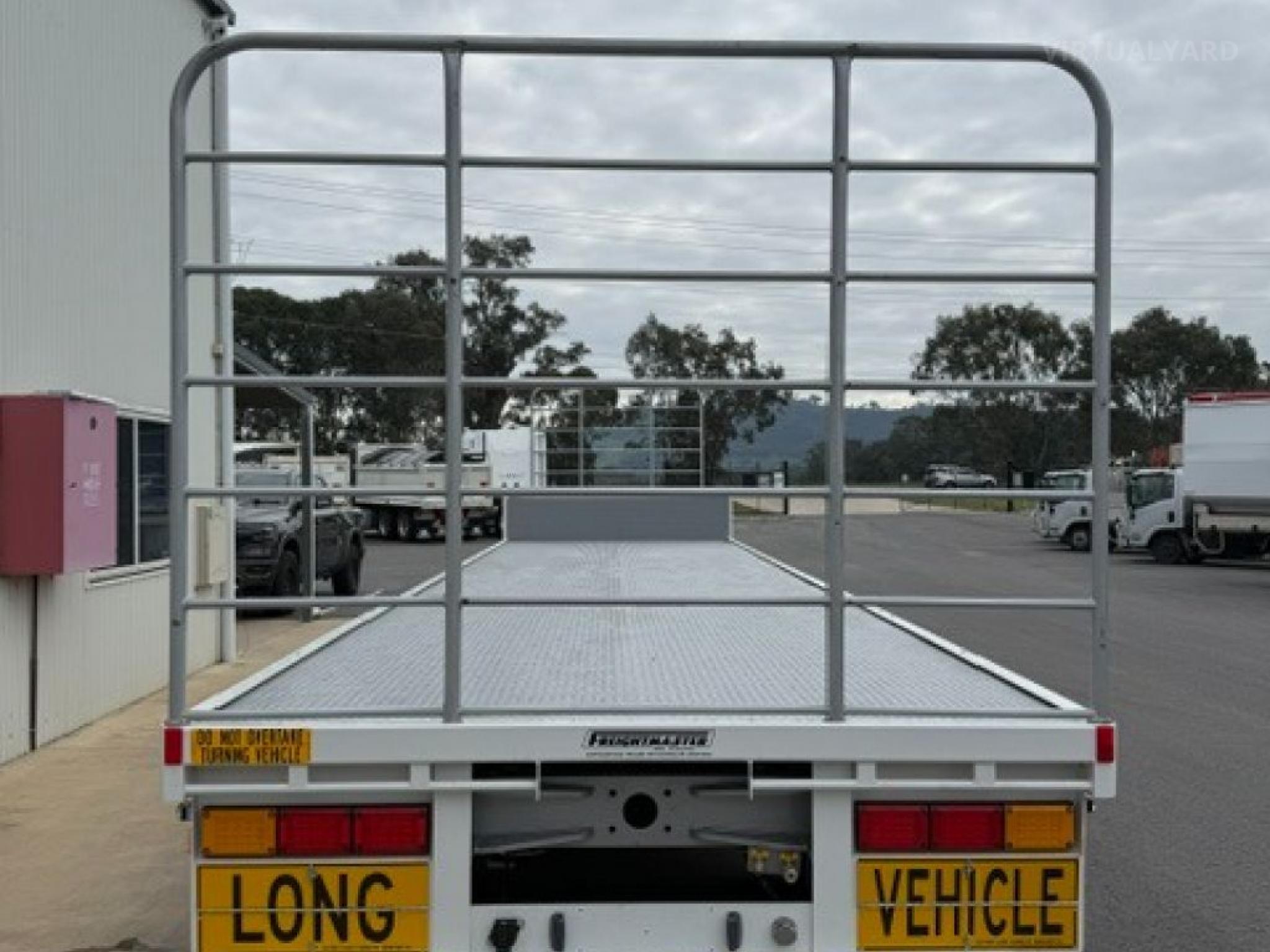 FREIGHTMASTER 44 TRI AXLE DROP DECK