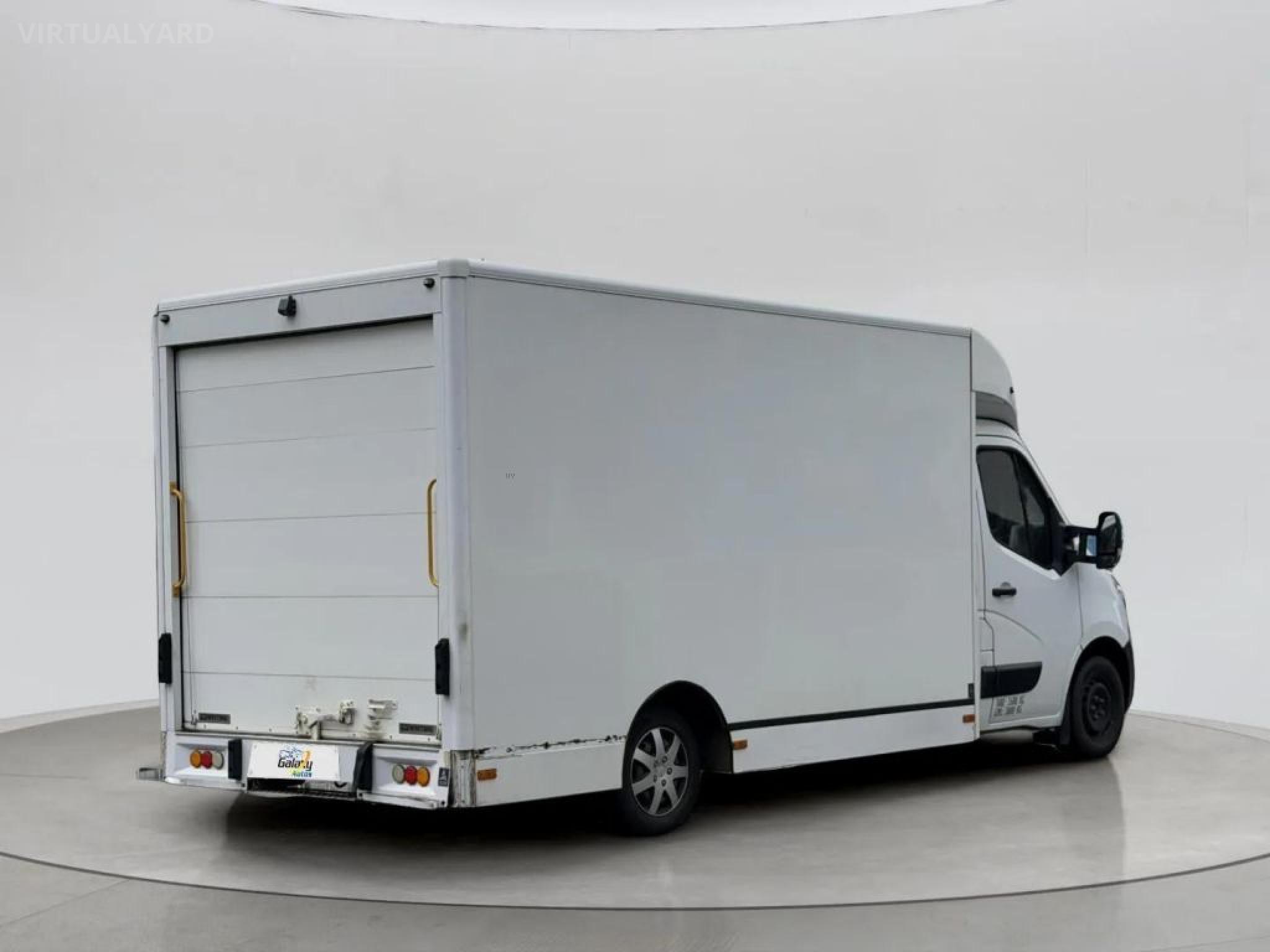 RENAULT Master