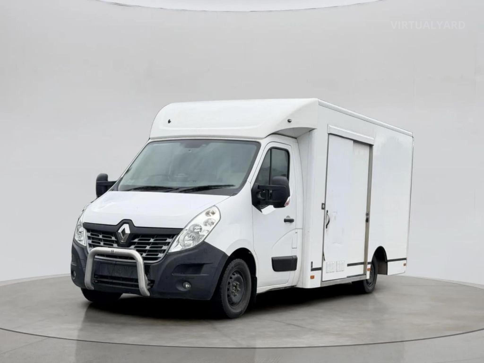 RENAULT Master