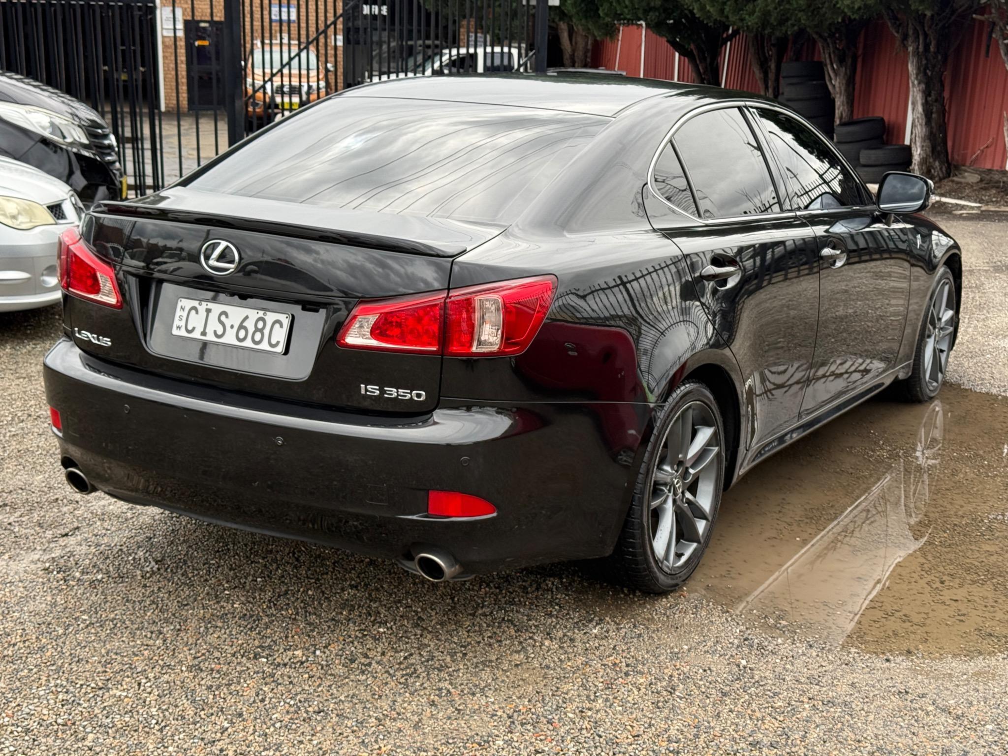 LEXUS IS350