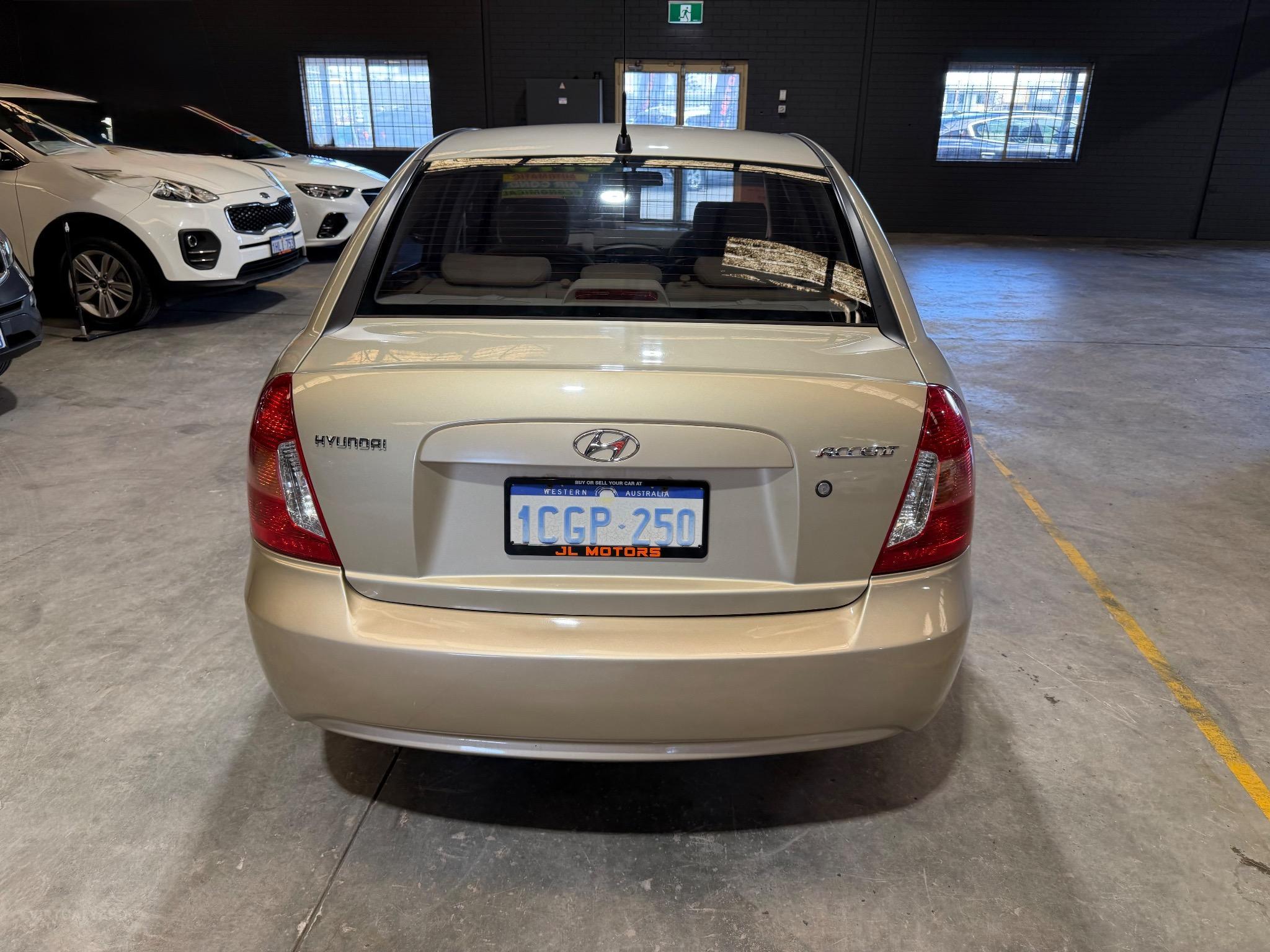 Hyundai Accent