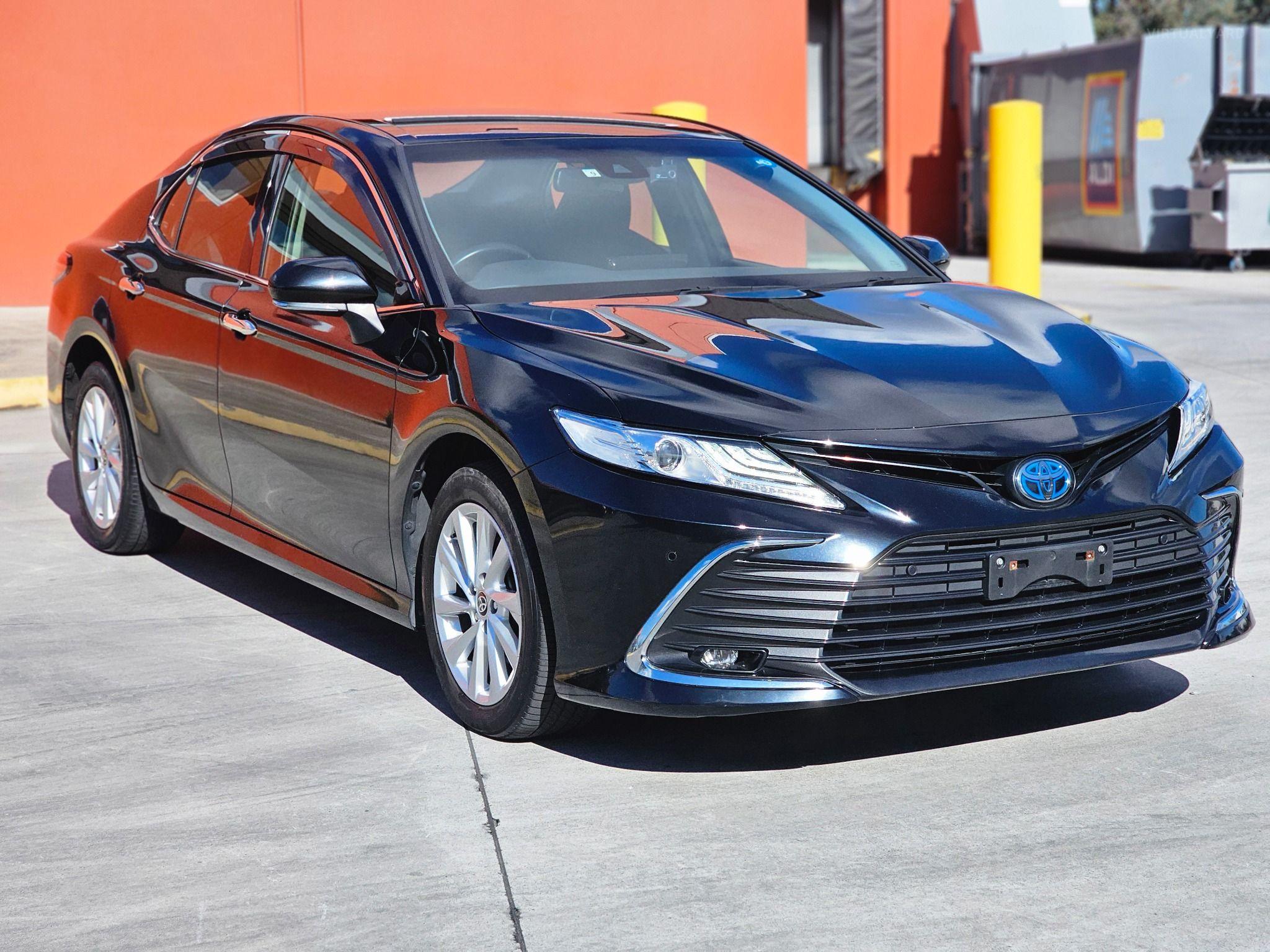 TOYOTA CAMRY