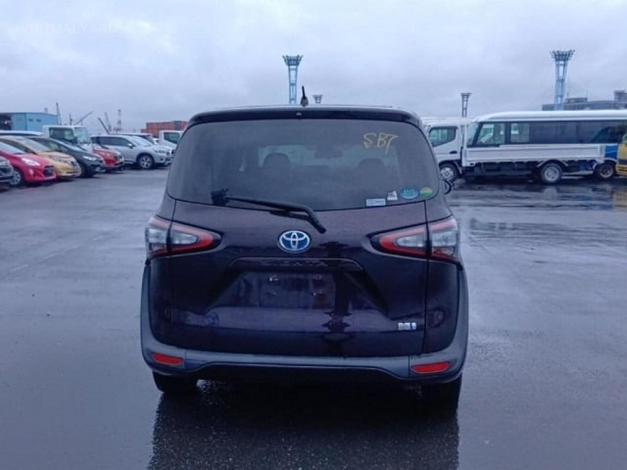 TOYOTA SIENTA