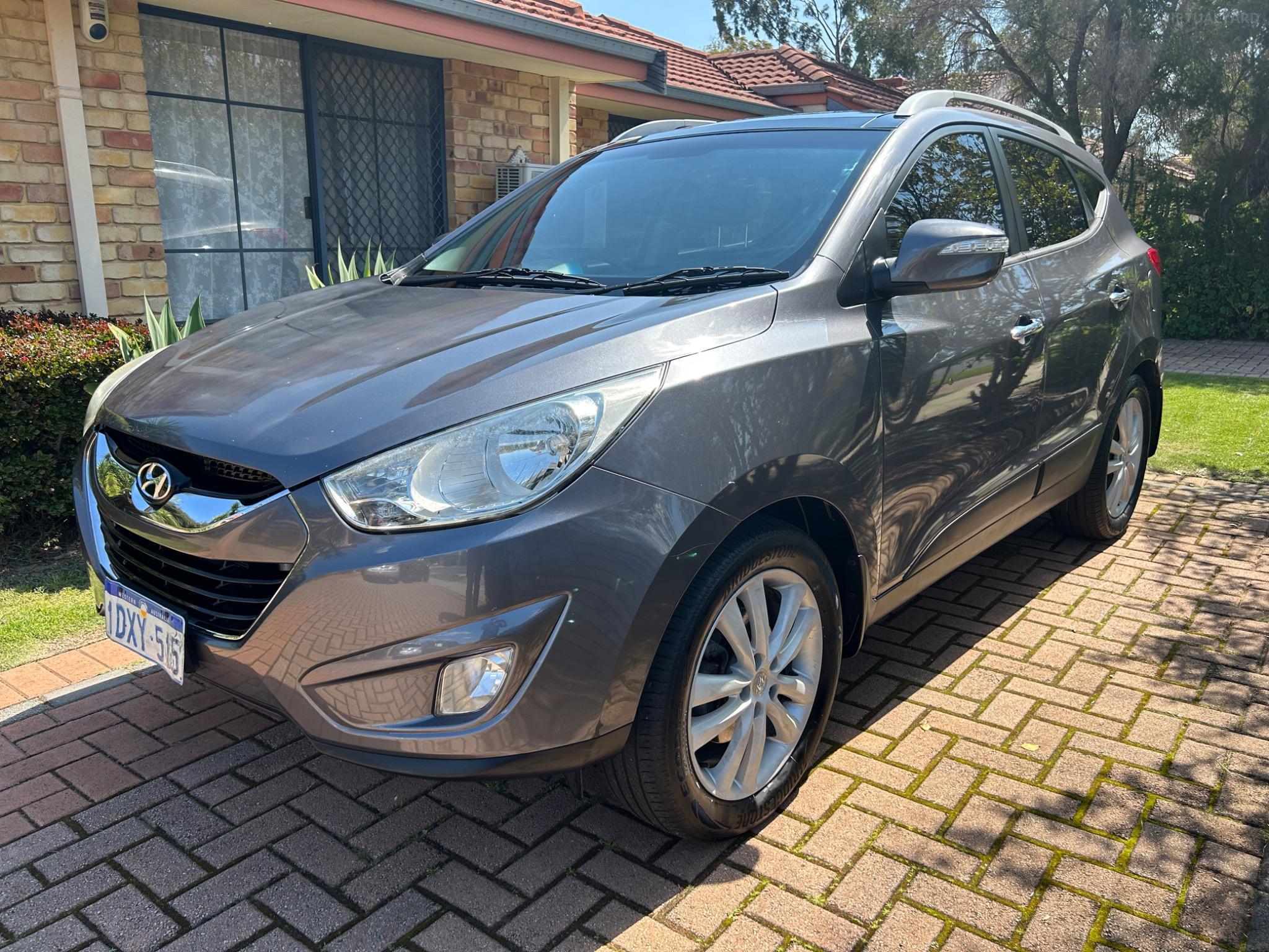HYUNDAI iX35