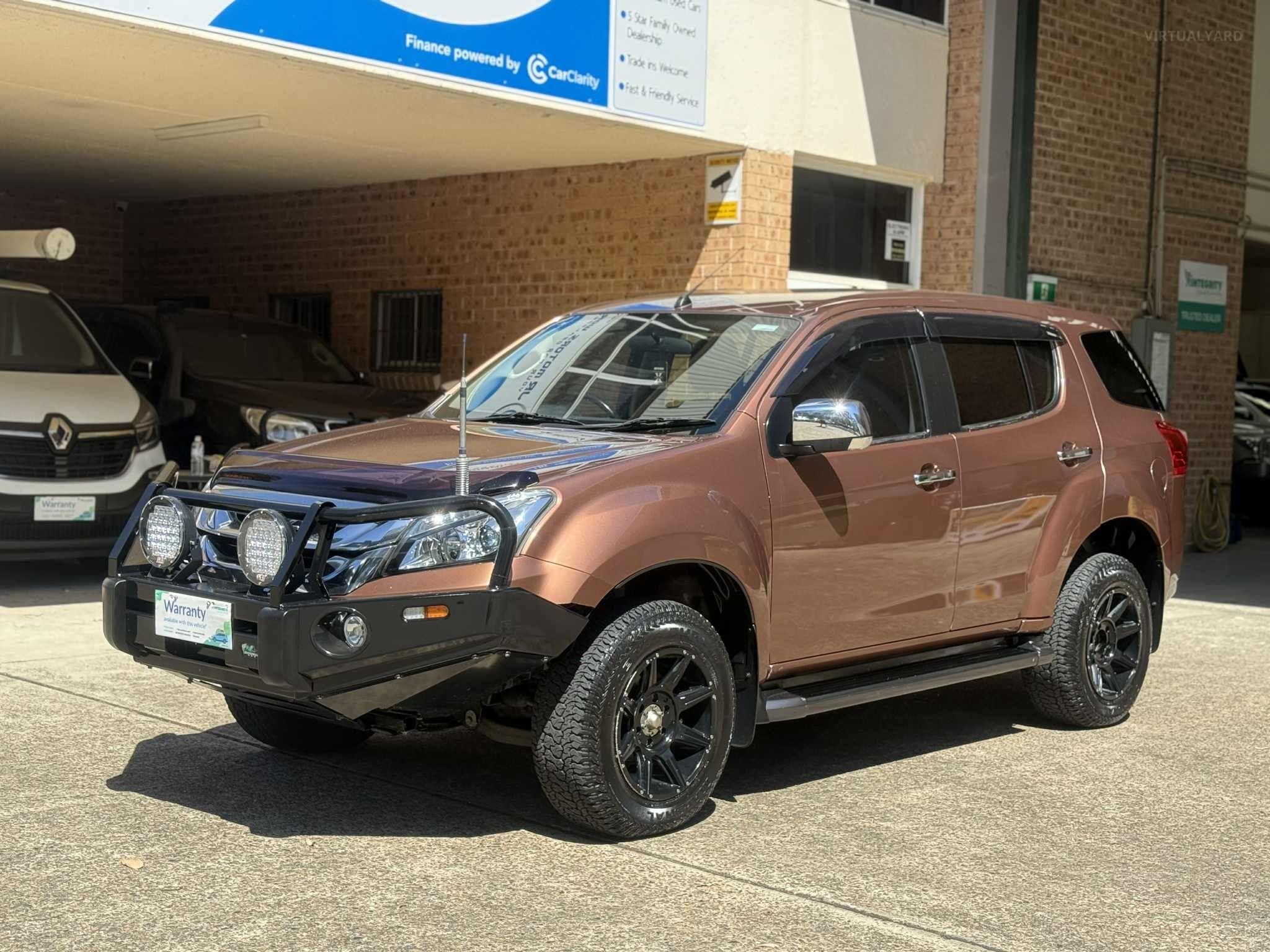 ISUZU MU-X