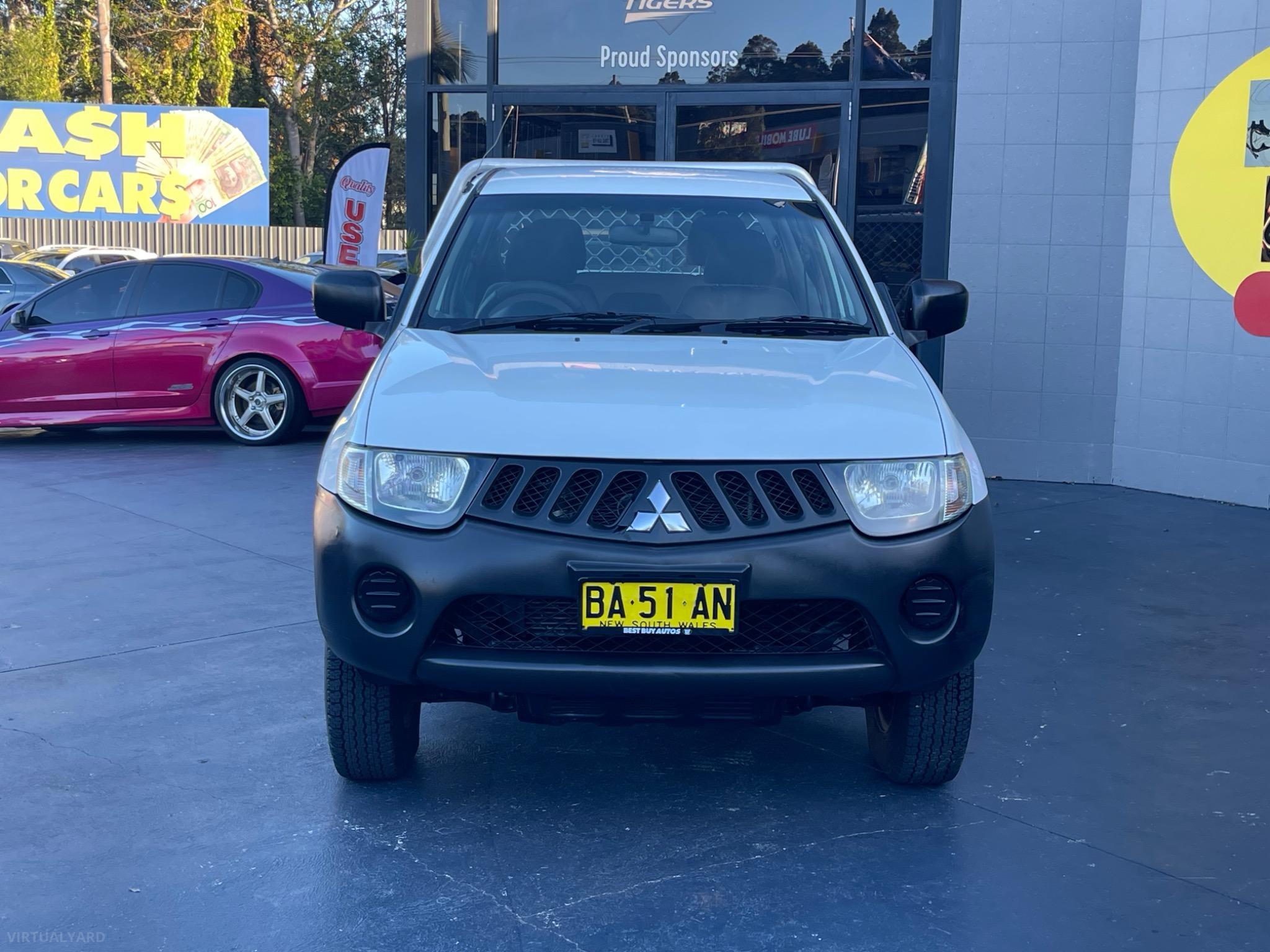 Mitsubishi Triton