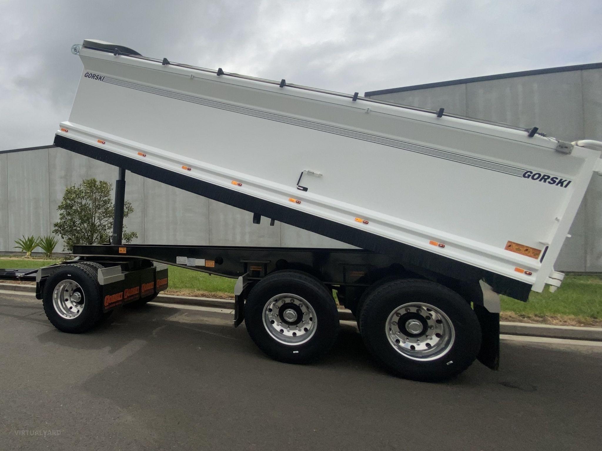 Gorski 3 Axle Dog Trailer