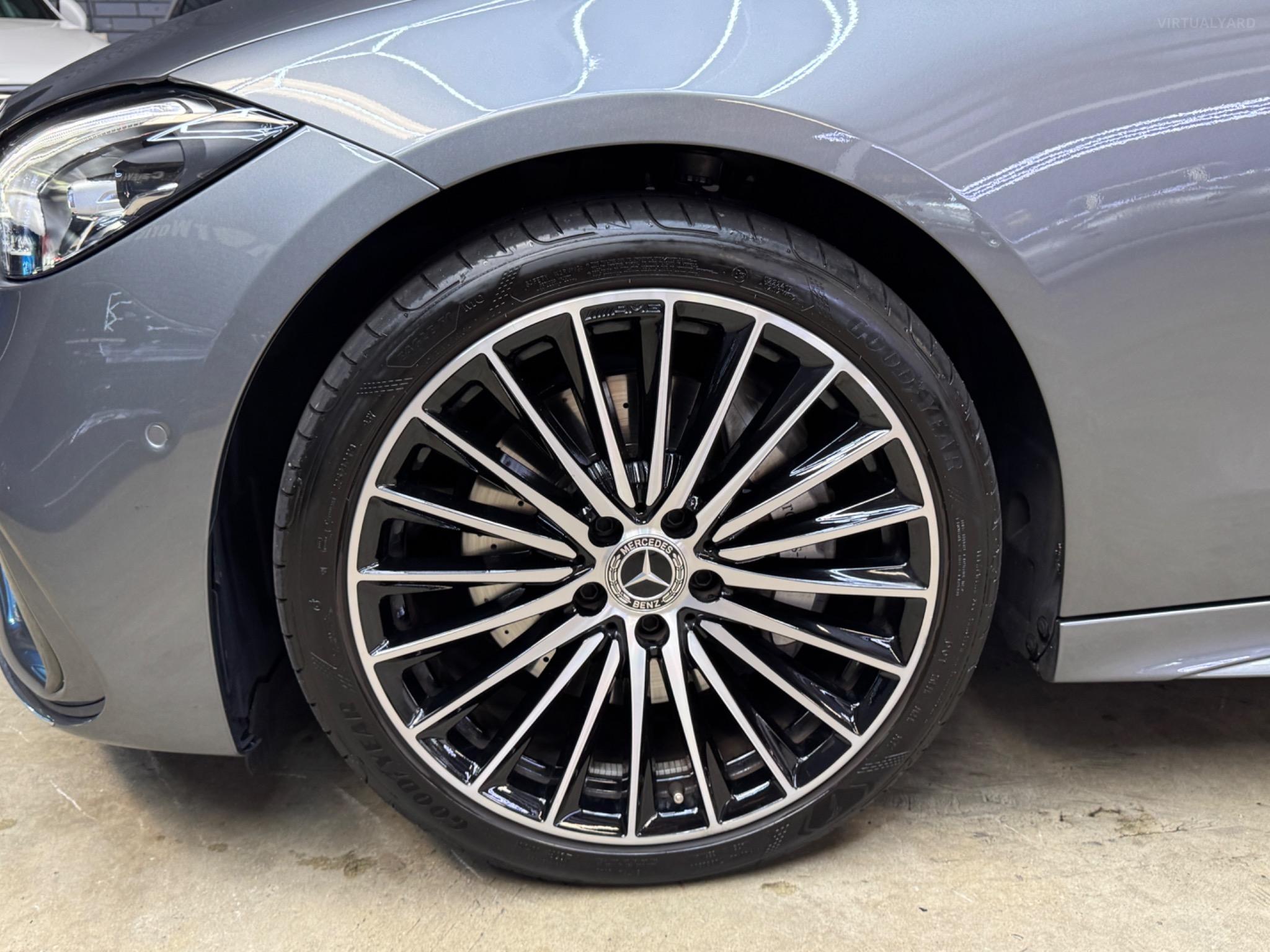 MERCEDES-BENZ C300