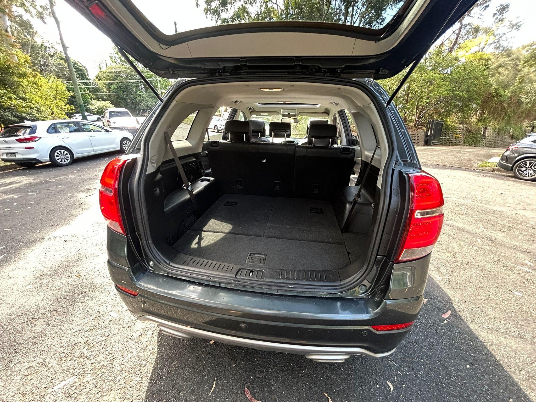 HOLDEN CAPTIVA