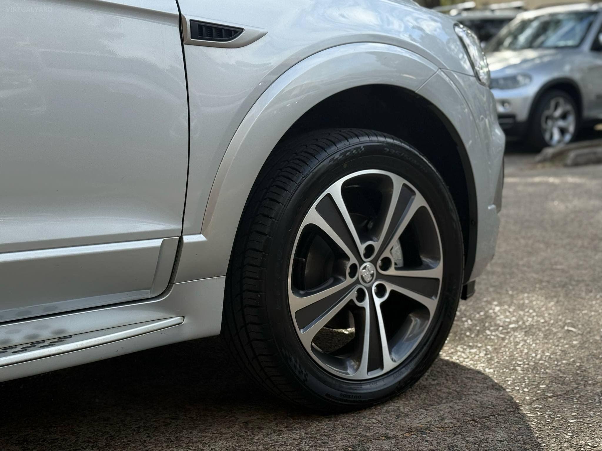 HOLDEN CAPTIVA