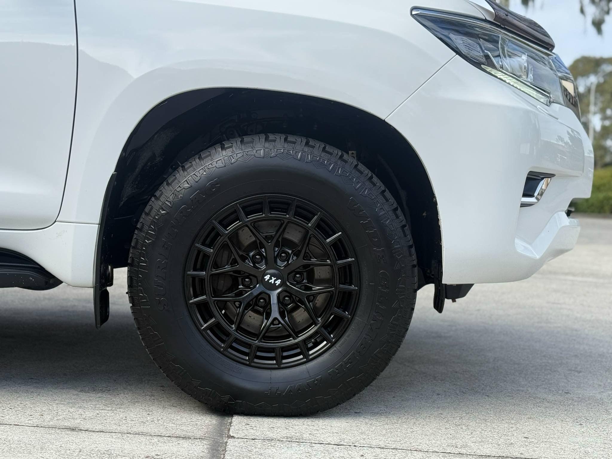 TOYOTA LANDCRUISER
