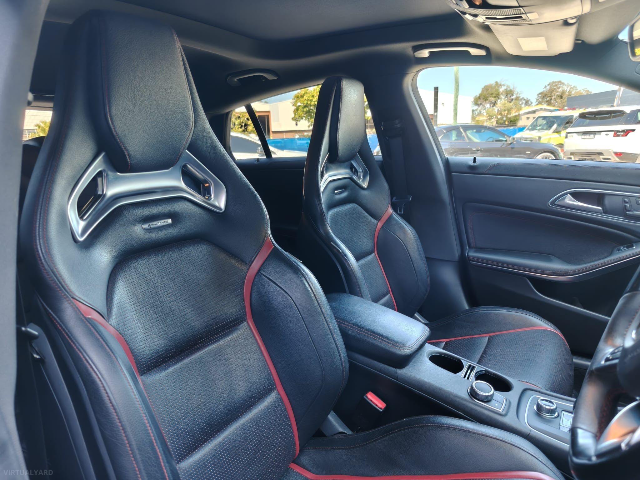 MERCEDES-BENZ CLA