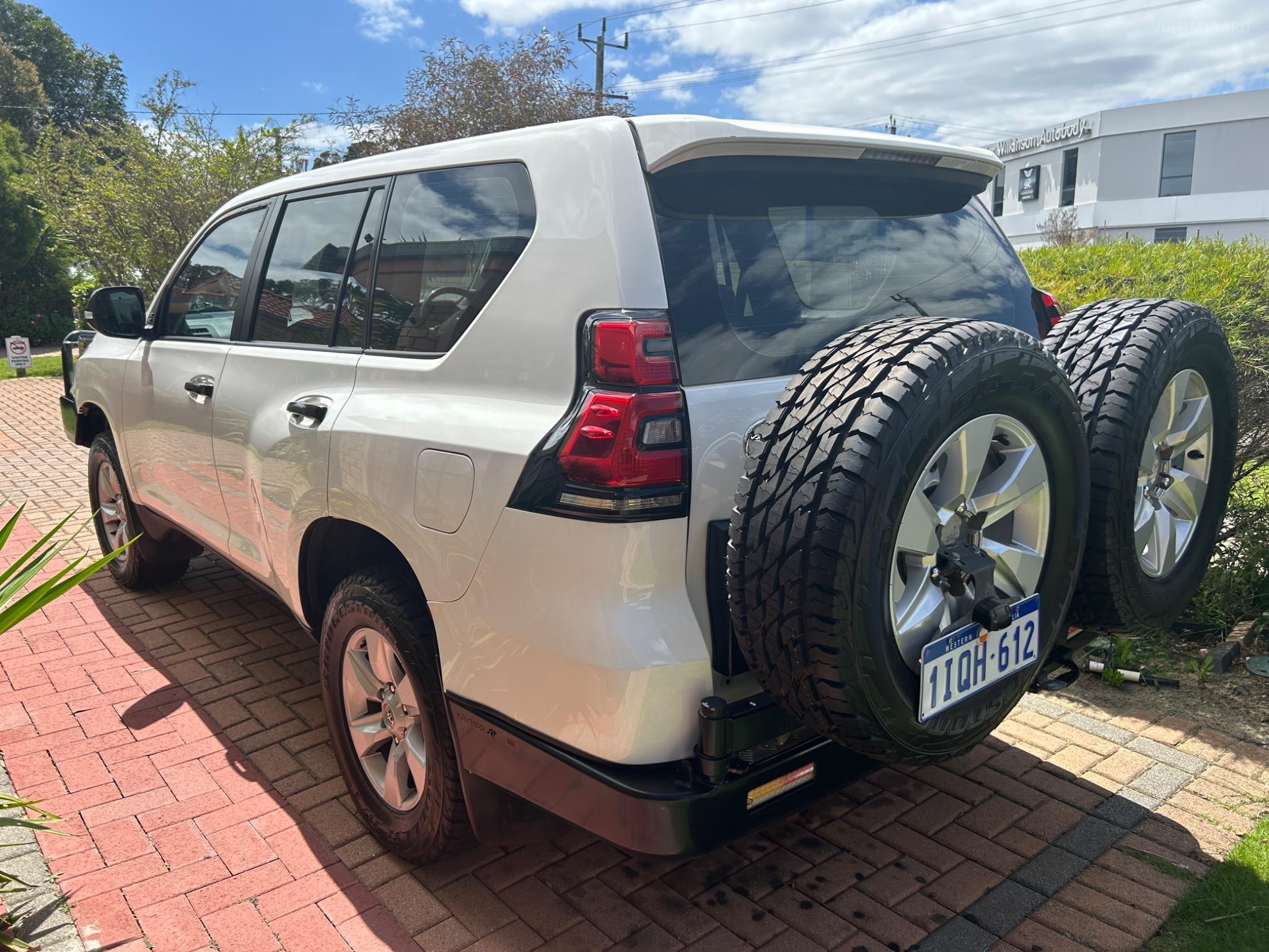 TOYOTA LANDCRUISER PRADO