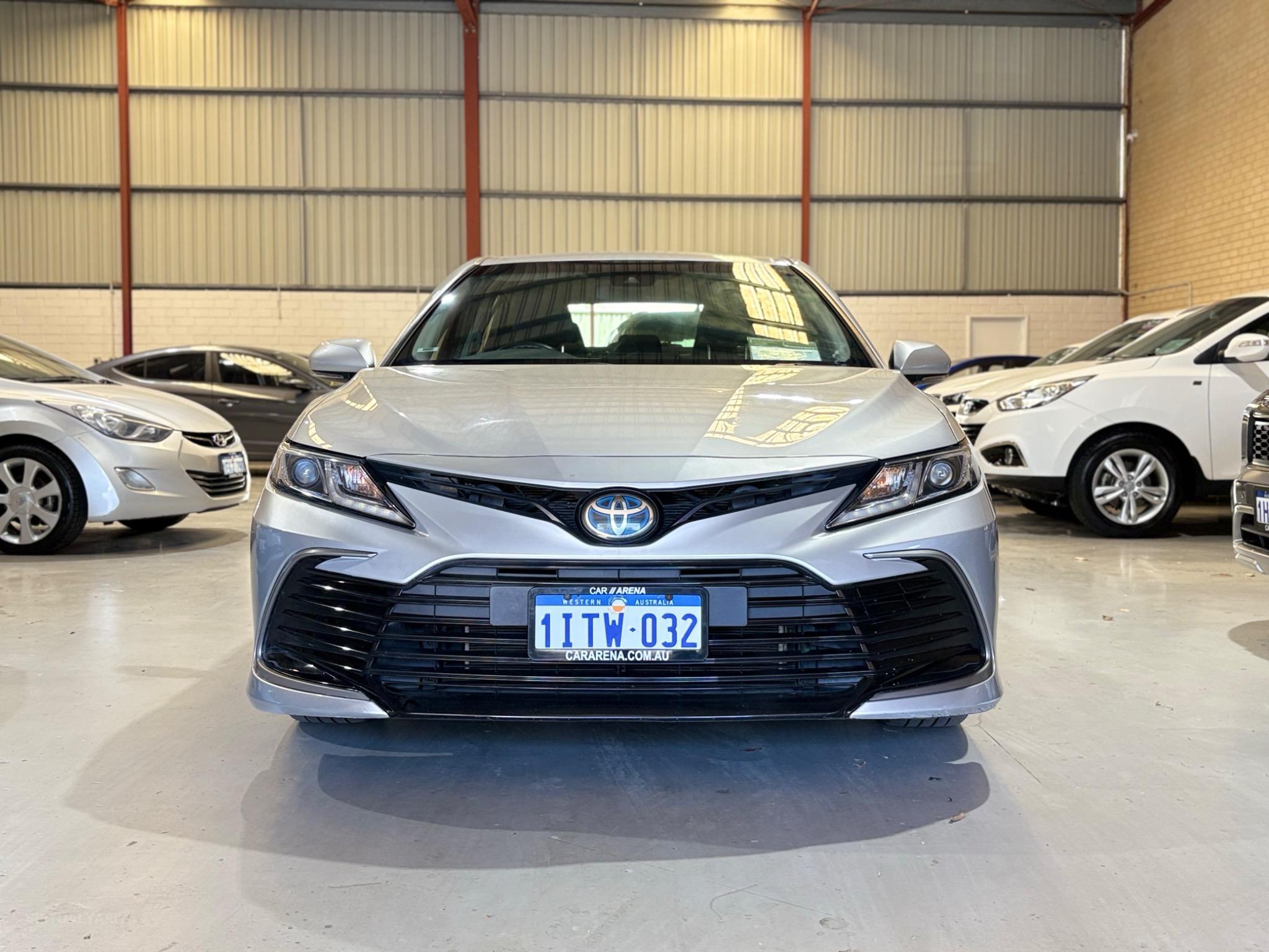 TOYOTA CAMRY