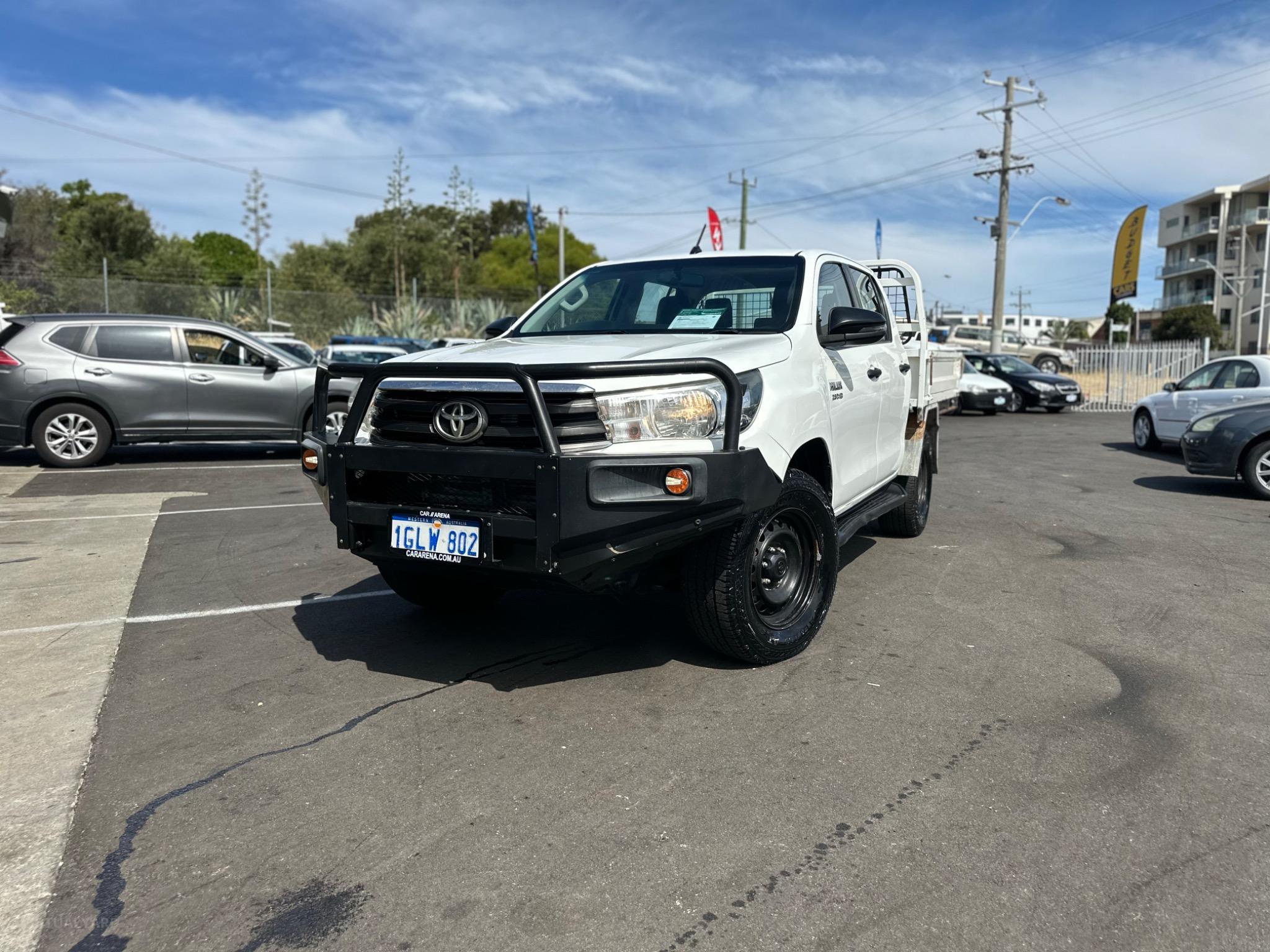 TOYOTA HILUX