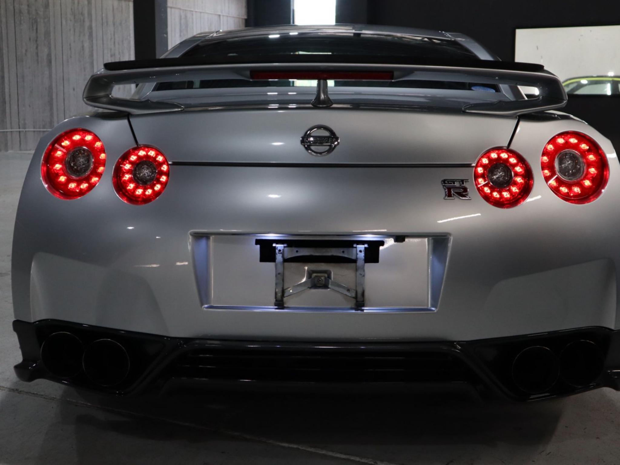 Nissan GT-R
