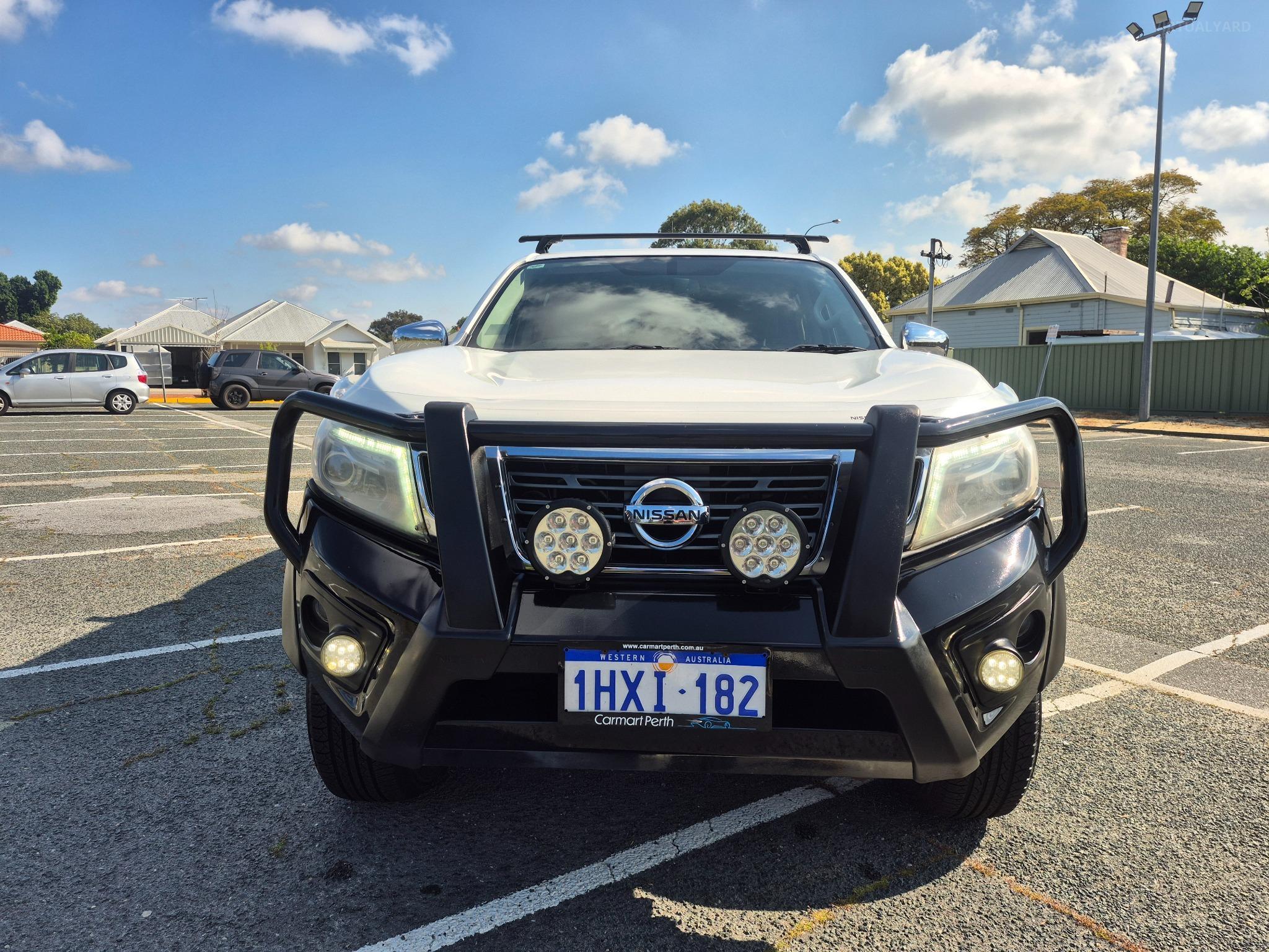 NISSAN NAVARA