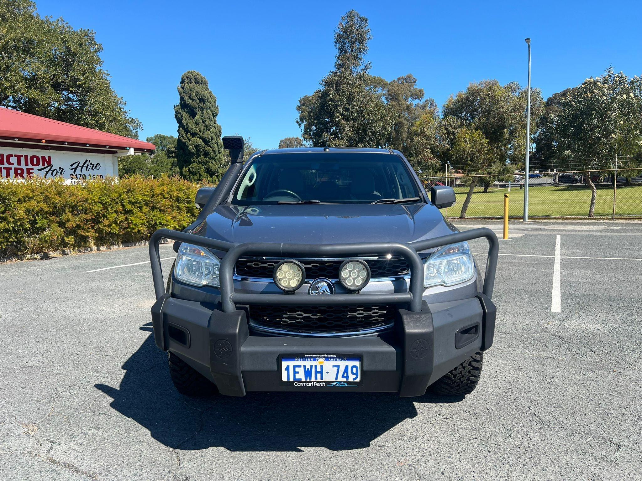 HOLDEN COLORADO