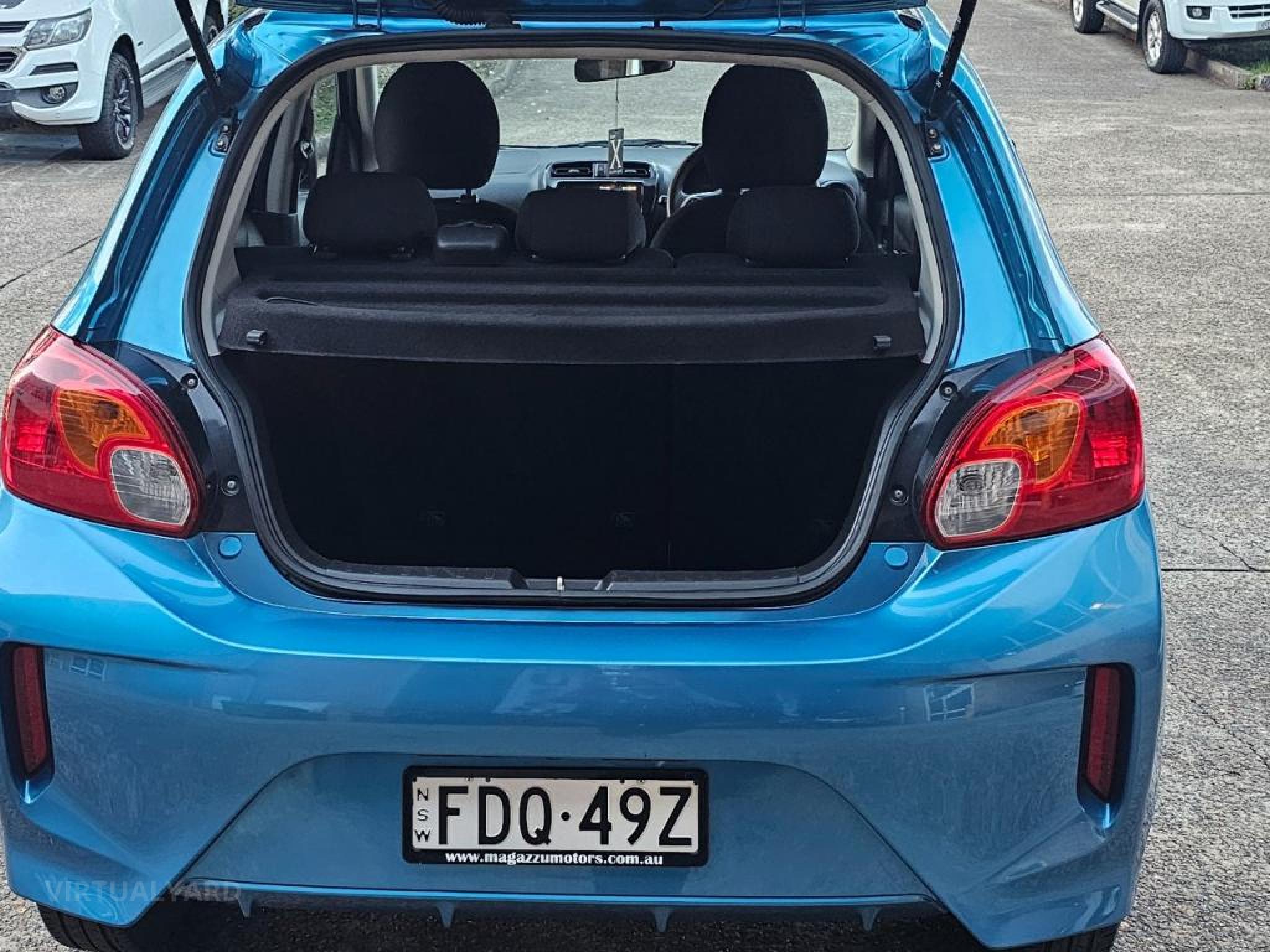 MITSUBISHI MIRAGE