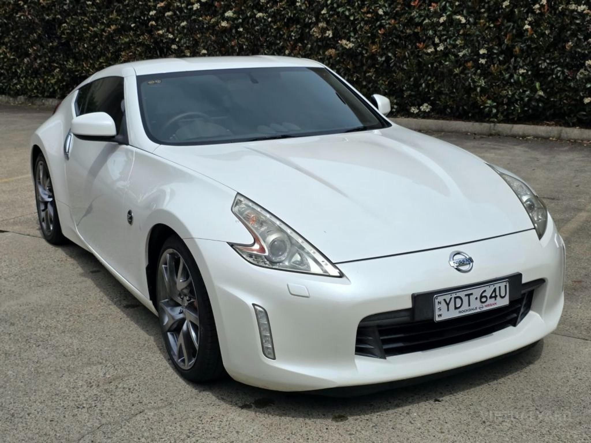 NISSAN 370Z
