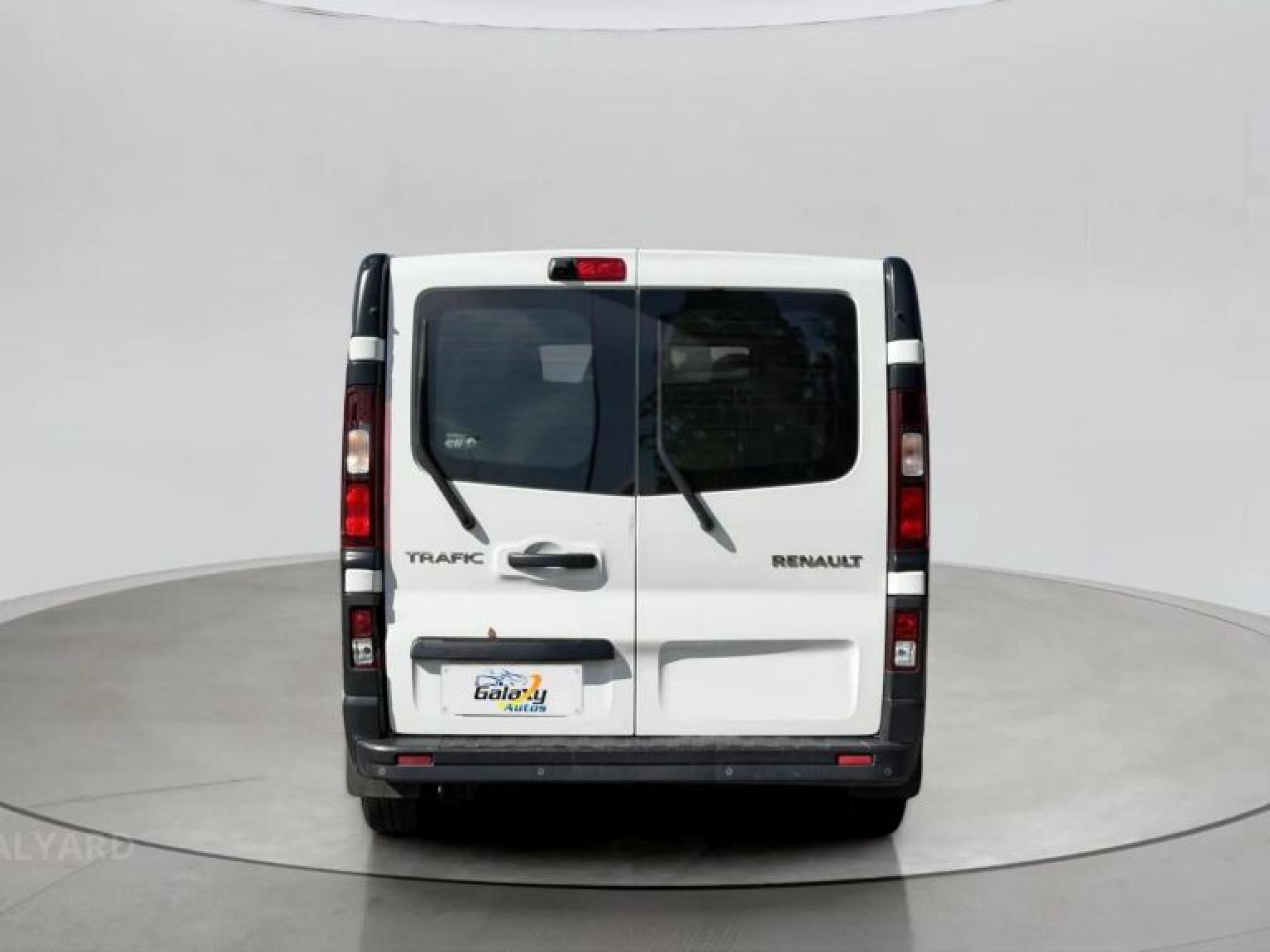 RENAULT TRAFIC