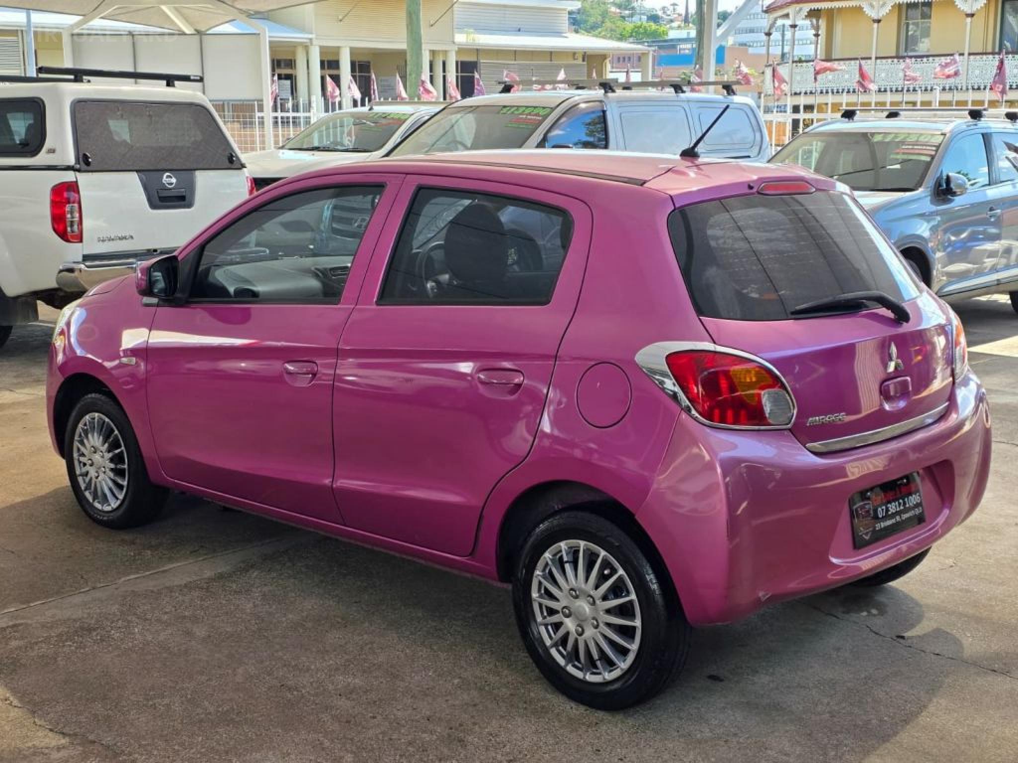 MITSUBISHI MIRAGE