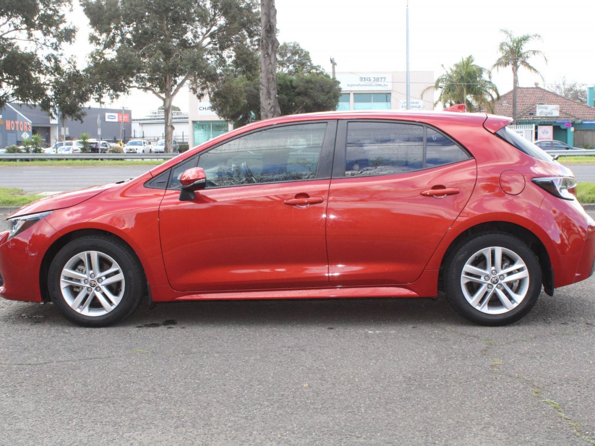 TOYOTA COROLLA