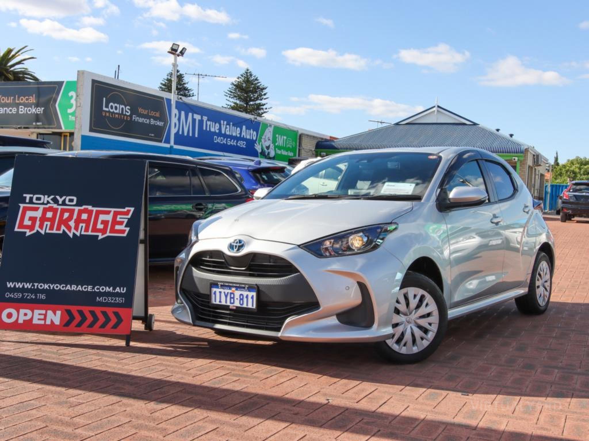 TOYOTA YARIS
